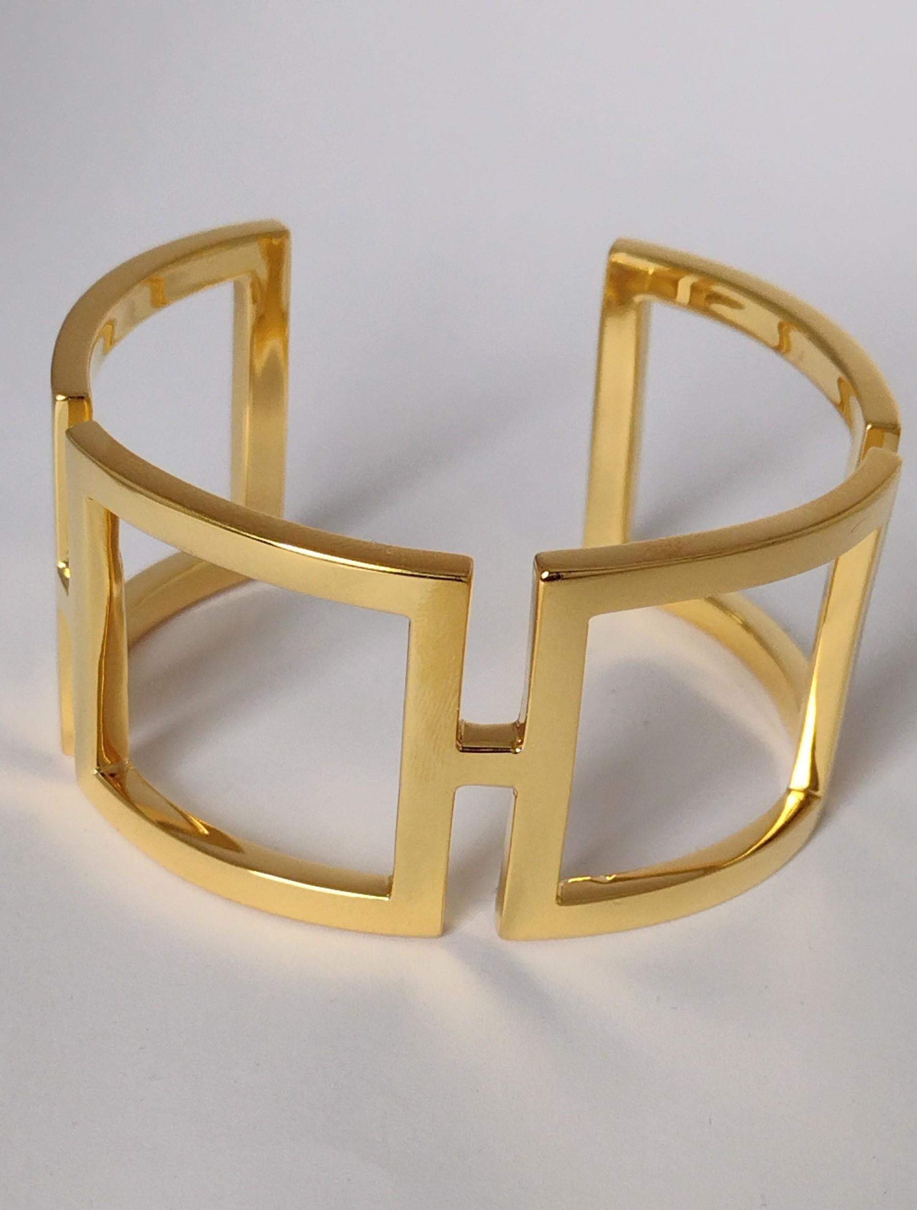 Contemporain Bracelet manchette rectangulaire en or jaune 18 carats en vente