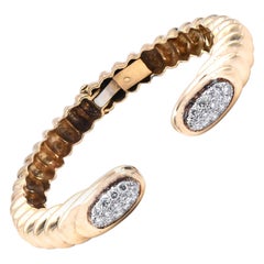18 Karat Yellow Gold Ribbed Diamond Cuff Bracelet