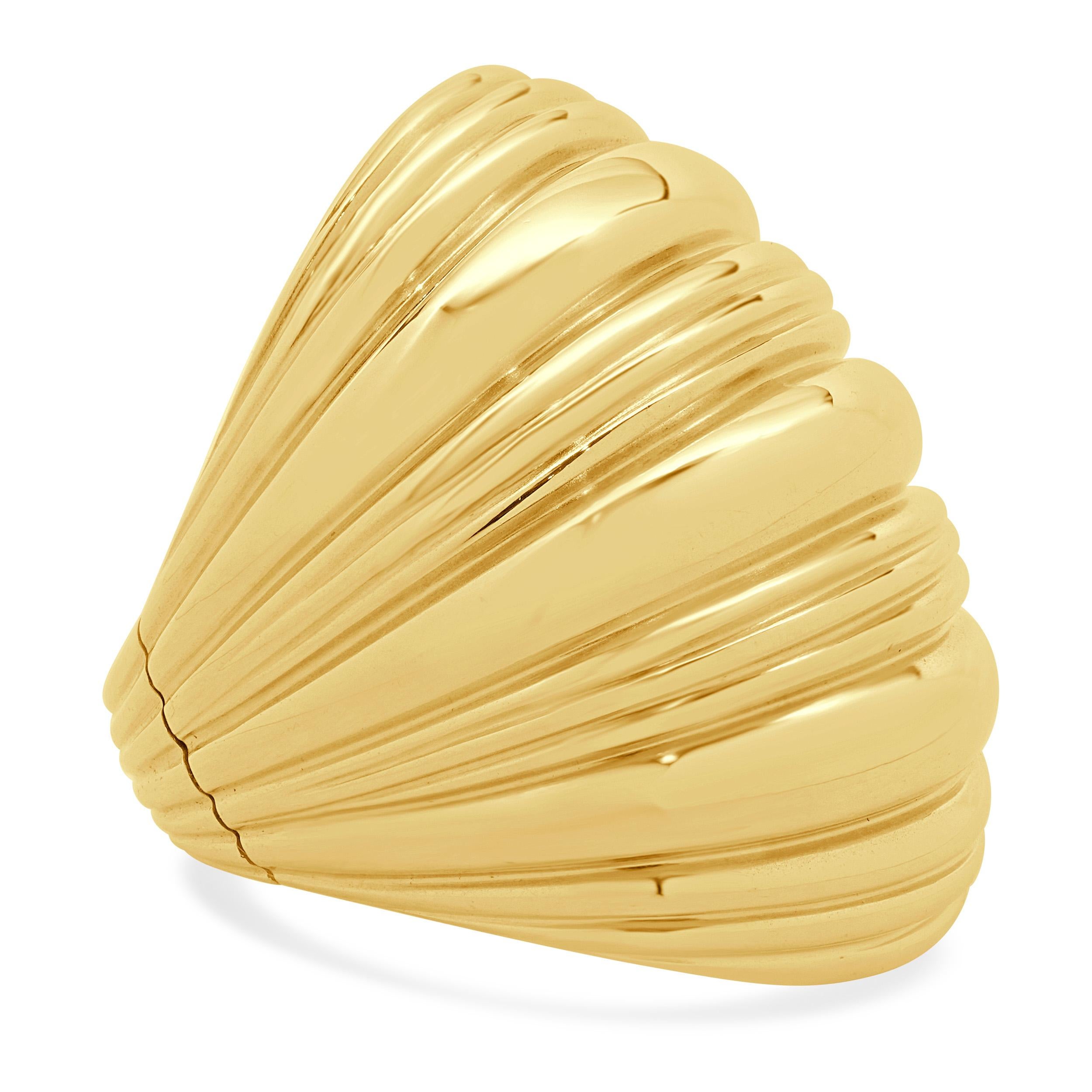 Women's 18 Karat Yellow Gold Ribbed Dome Ring For Sale