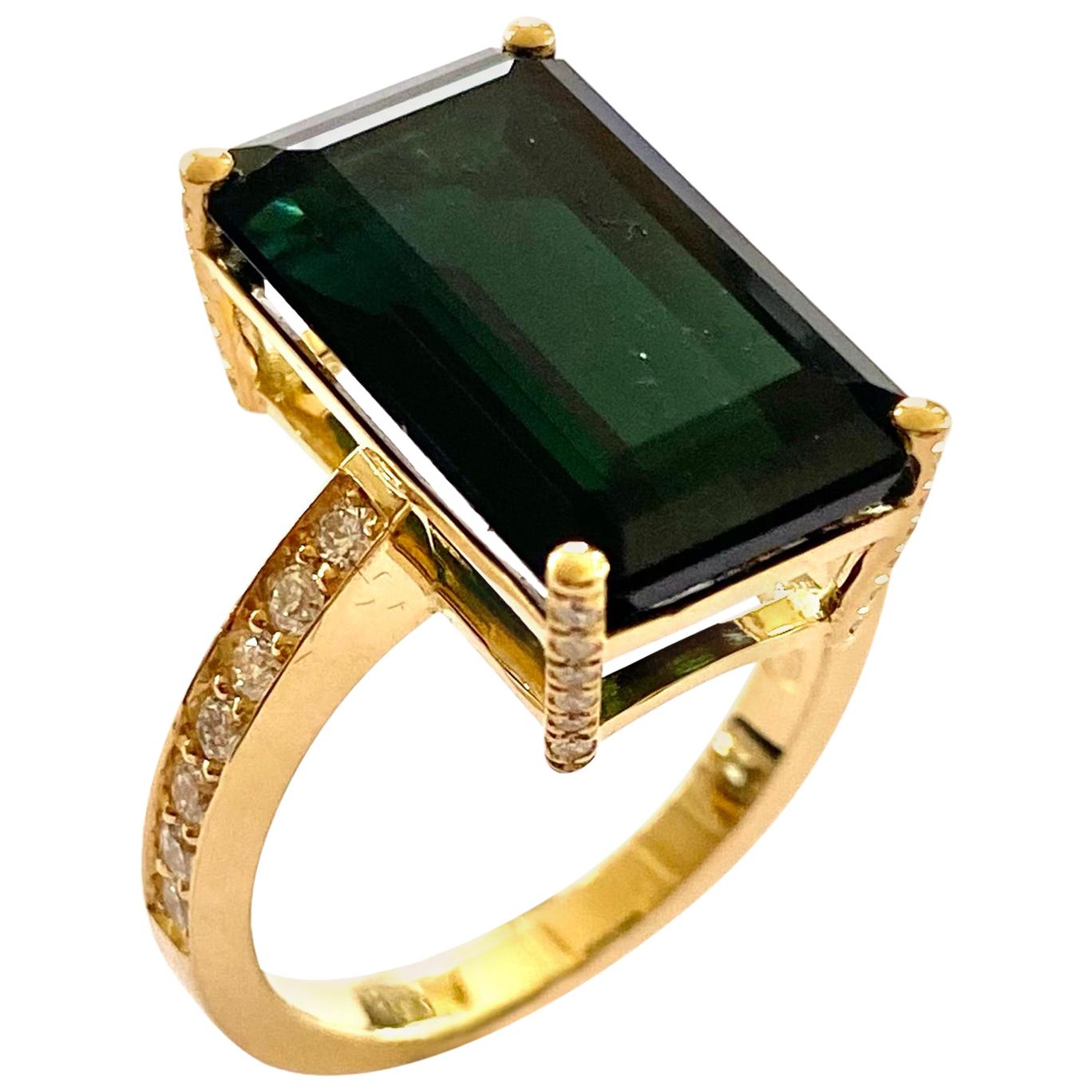 18 Karat Yellow Gold Ring One Natural Green Tourmaline and 38 Diamonds, Handmade