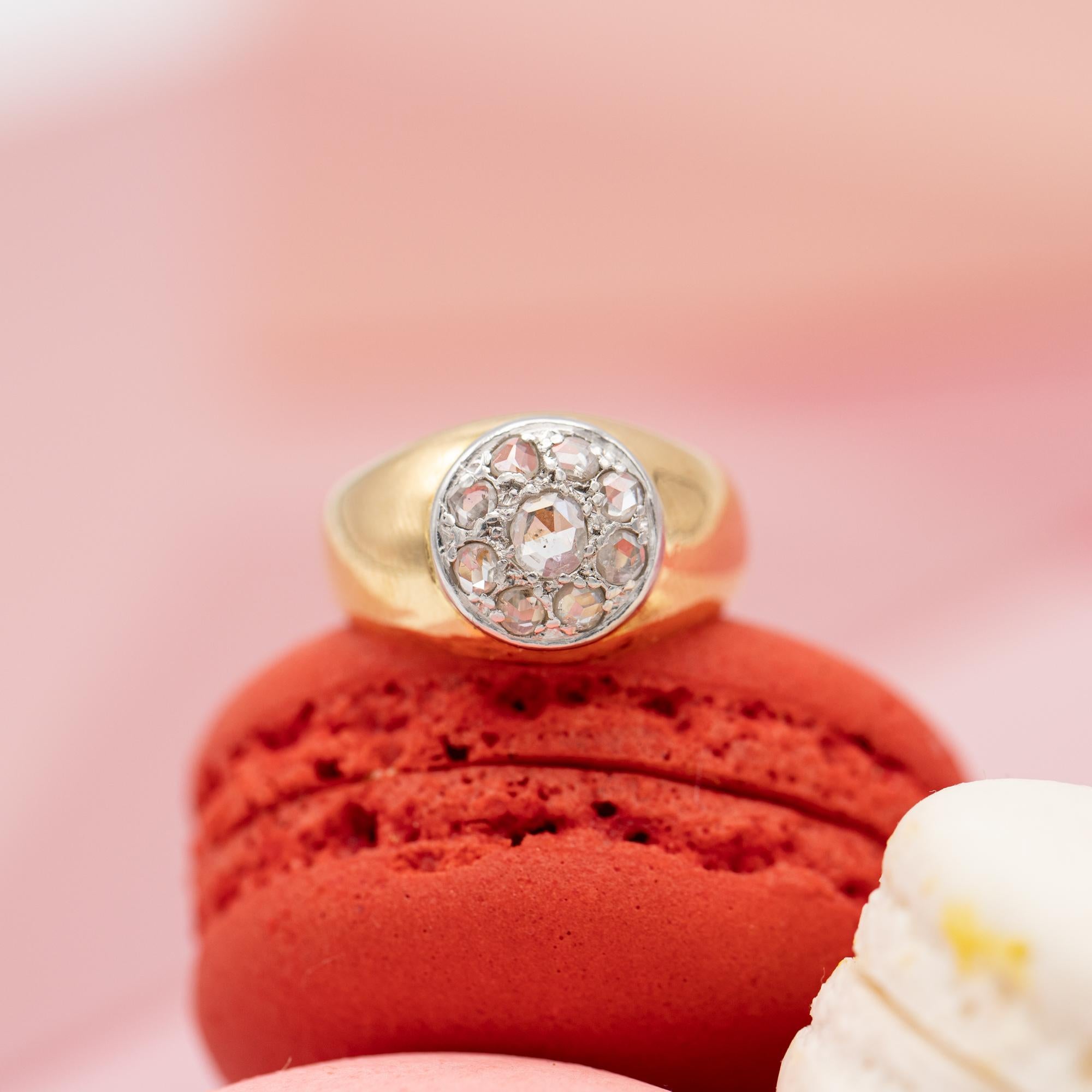 Ring aus 18 Karat Gelbgold - Diamant im Rosenschliff - Patina Bombé Zigeunerring mit Facette im Angebot 5