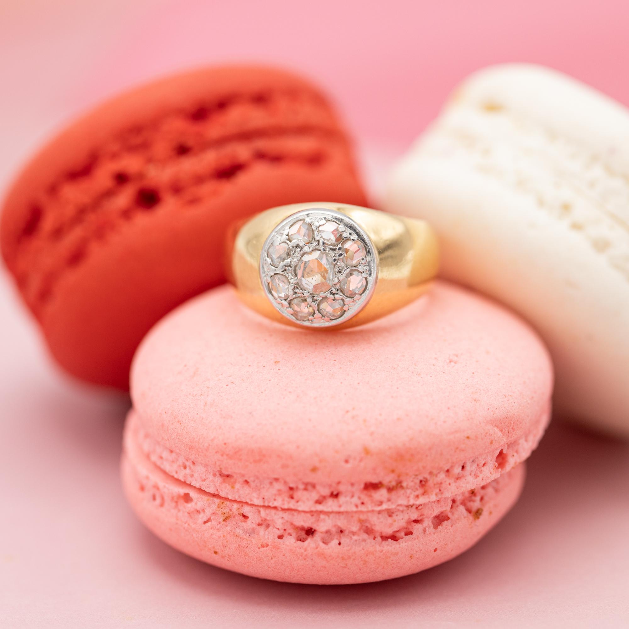 Ring aus 18 Karat Gelbgold - Diamant im Rosenschliff - Patina Bombé Zigeunerring mit Facette im Angebot 6