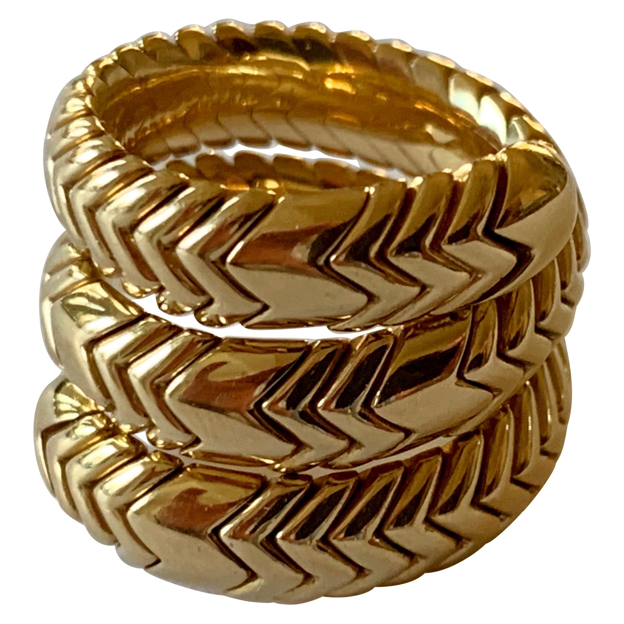 18 Karat Yellow Gold Ring Spiga by Bulgari