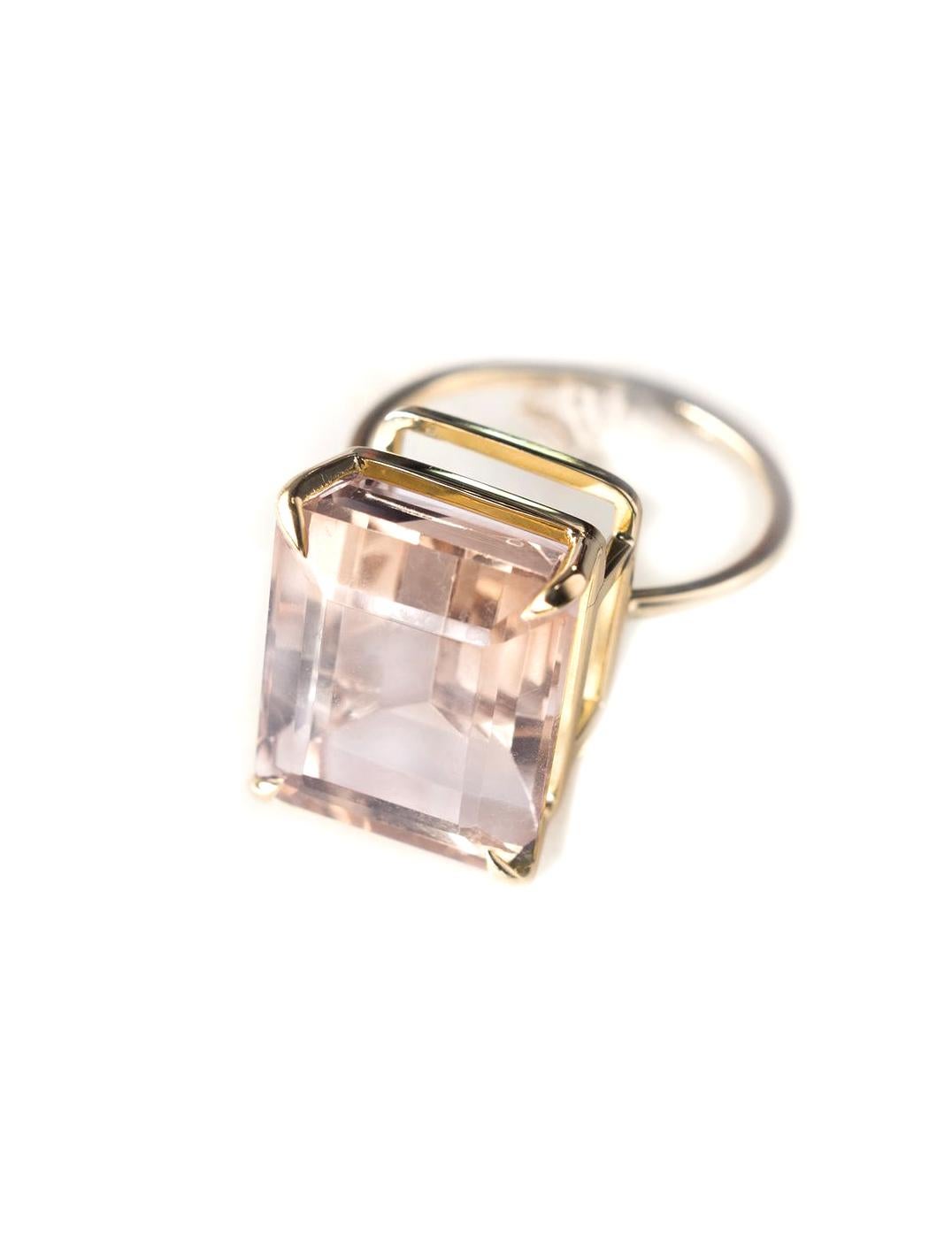 Eighteen Karat Yellow Gold Ring with Emerald Cut Morganite For Sale 2
