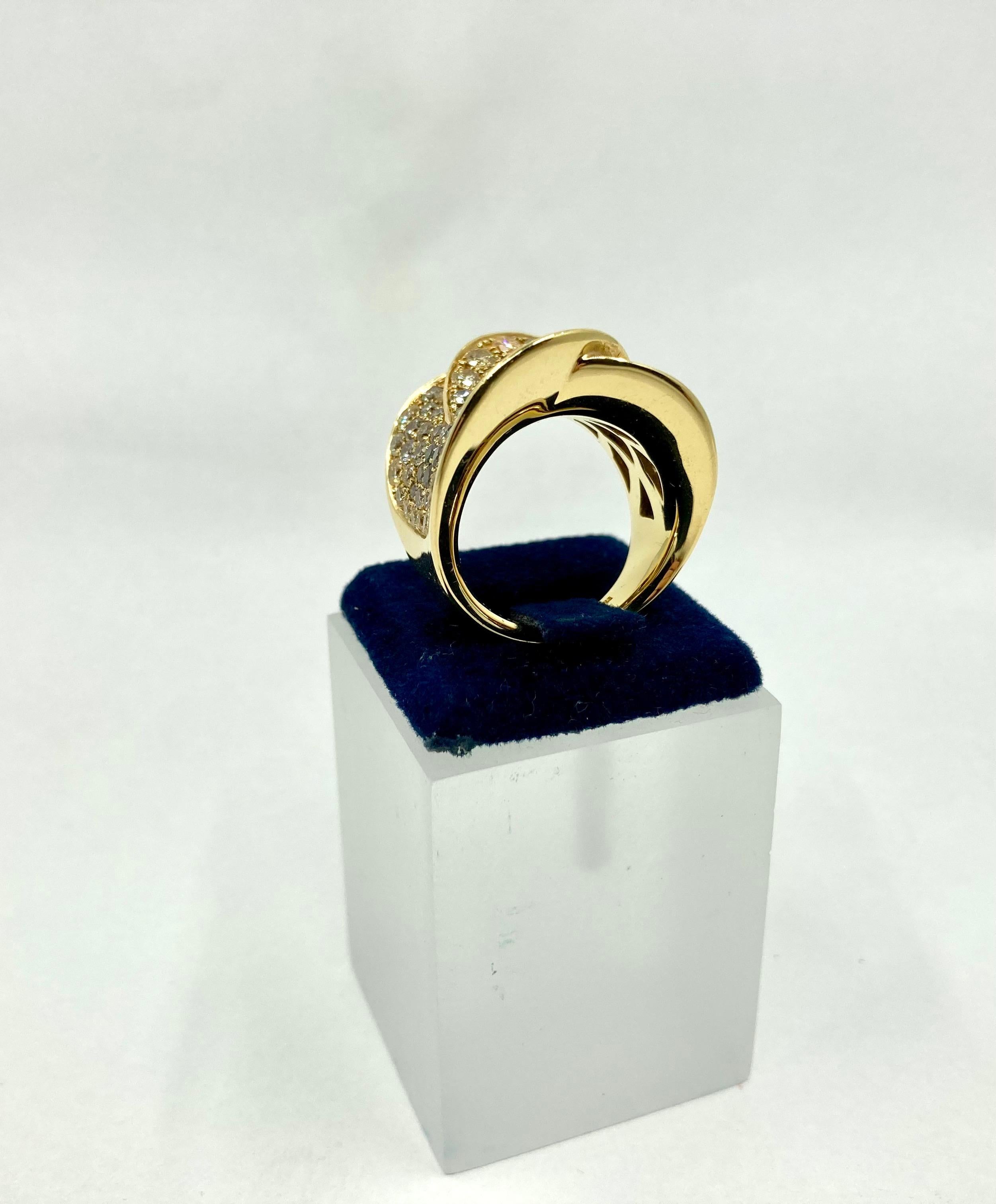 Modern 18 Karat Yellow Gold Italian Ring, with Brown Diamonds For Sale
