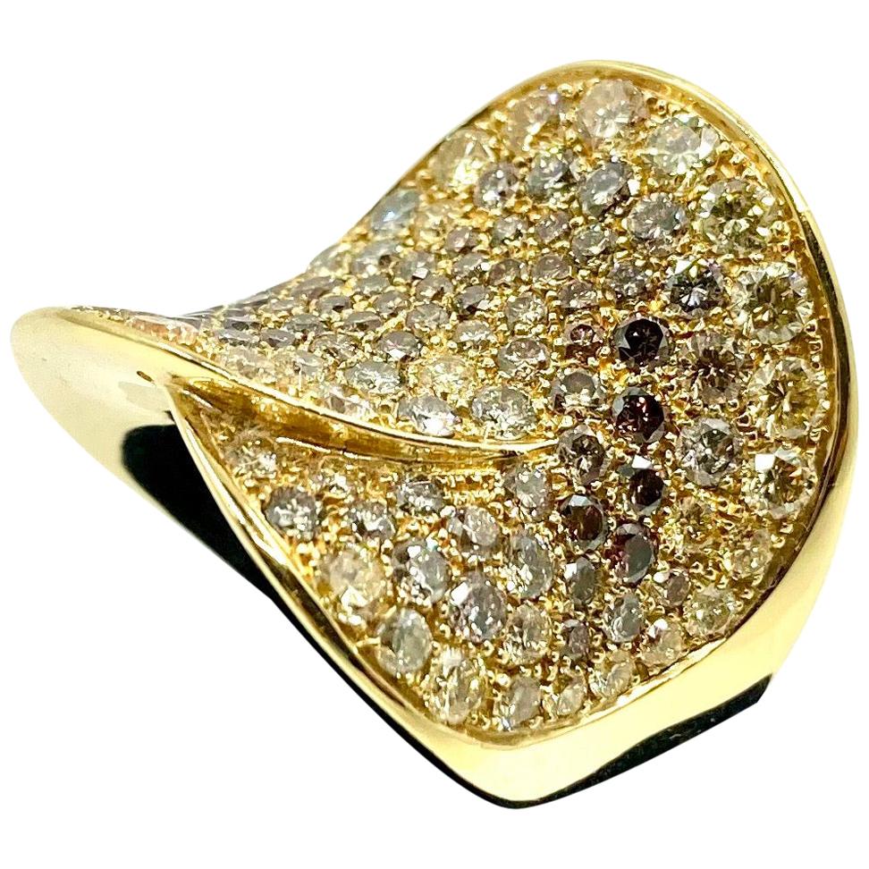 18 Karat Yellow Gold Italian Ring, with Brown Diamonds For Sale