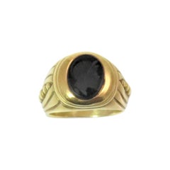 18 Karat Yellow Gold Ring with Carved Black Onyx Intaglio