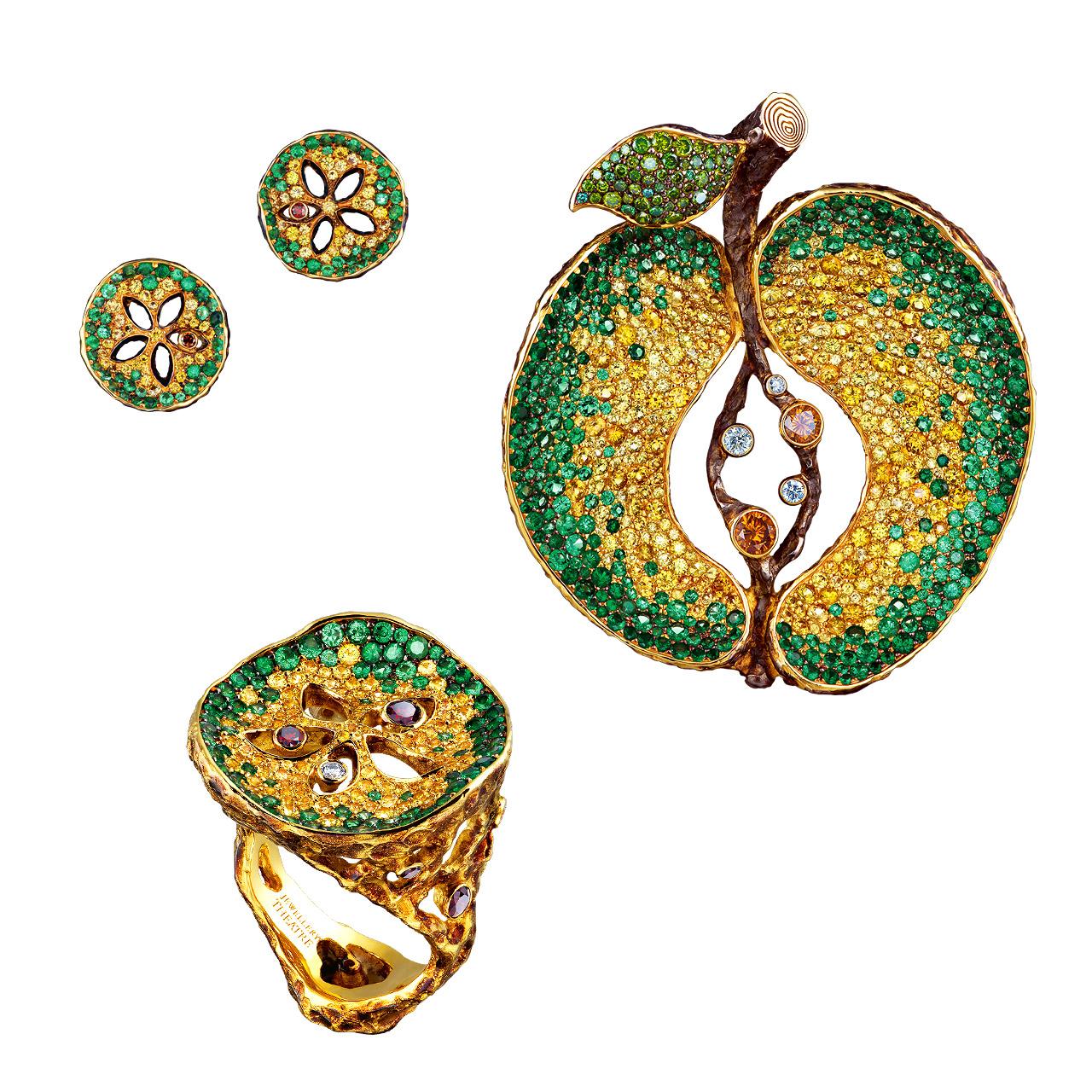 Women's 18 Karat Yellow Gold Ring with Diamonds Tsavorites and Yellow Sapphires For Sale