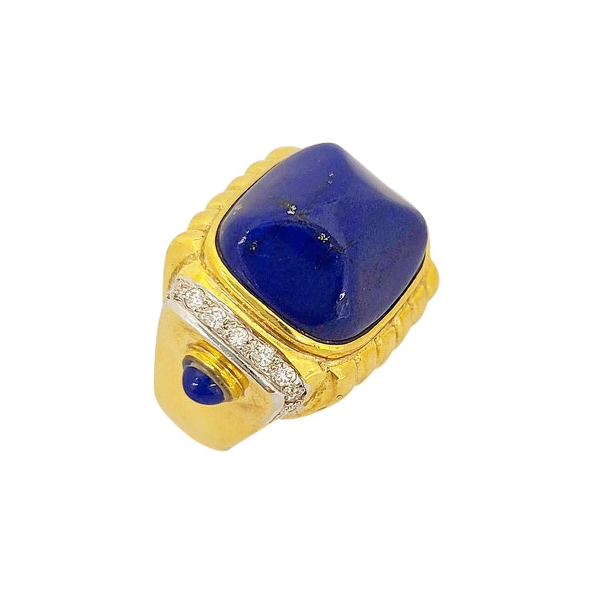 18 Karat Yellow Gold Ring with Lapis Lazuli and Diamond Ring For Sale