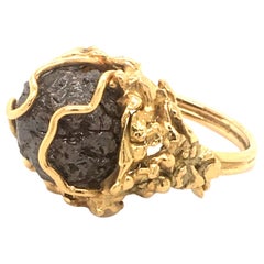 18 Karat Yellow Gold Ring with Rough Diamond