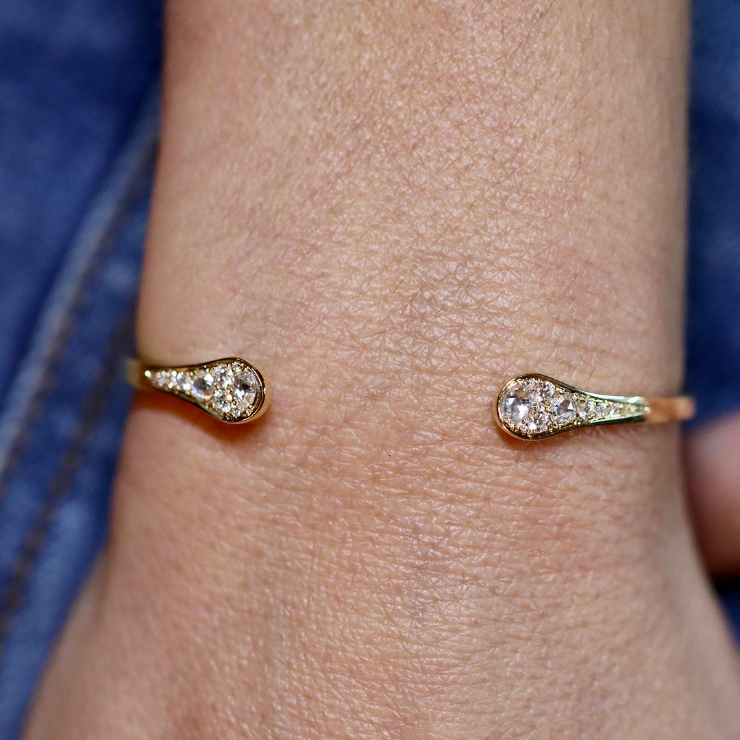 Bracelet manchette en or jaune 18 carats diamants taillés en rose diamants taillés en brillant en vente 2