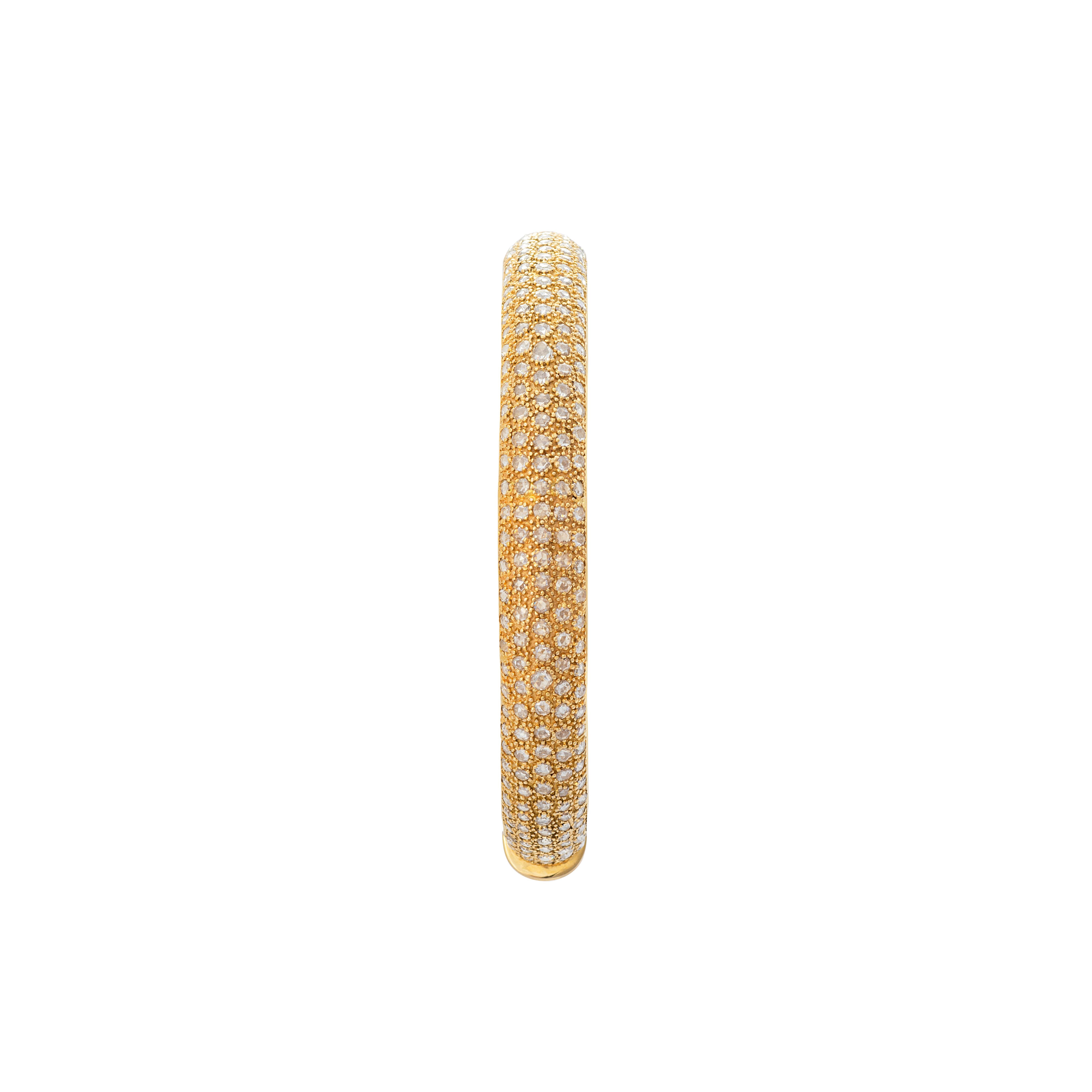 Contemporary 18 Karat Yellow Gold Rosecut Diamond Cuff Bracelet For Sale