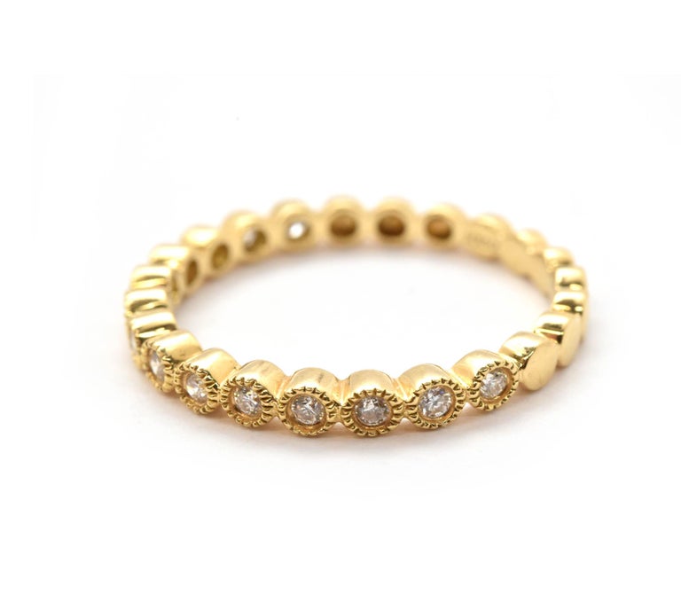 18 Karat Yellow Gold Round Brilliant 0.30 Carat Diamond Textured and ...