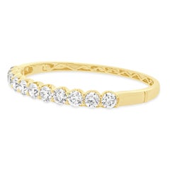 18 Karat Yellow Gold Round Brilliant Cut Diamond Bangle Bracelet