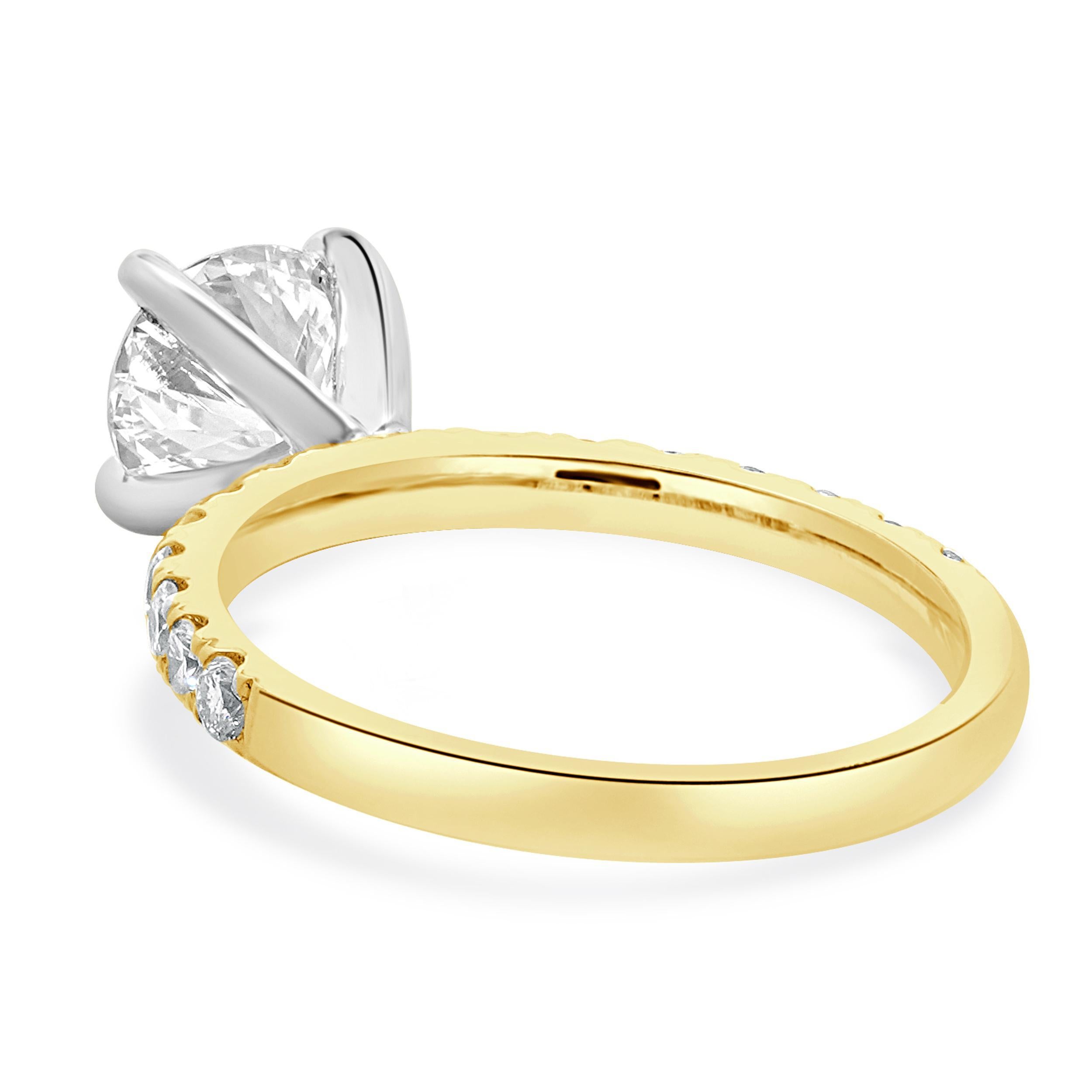 Round Cut 18 Karat Yellow Gold Round Brilliant Cut Diamond Engagement Ring For Sale