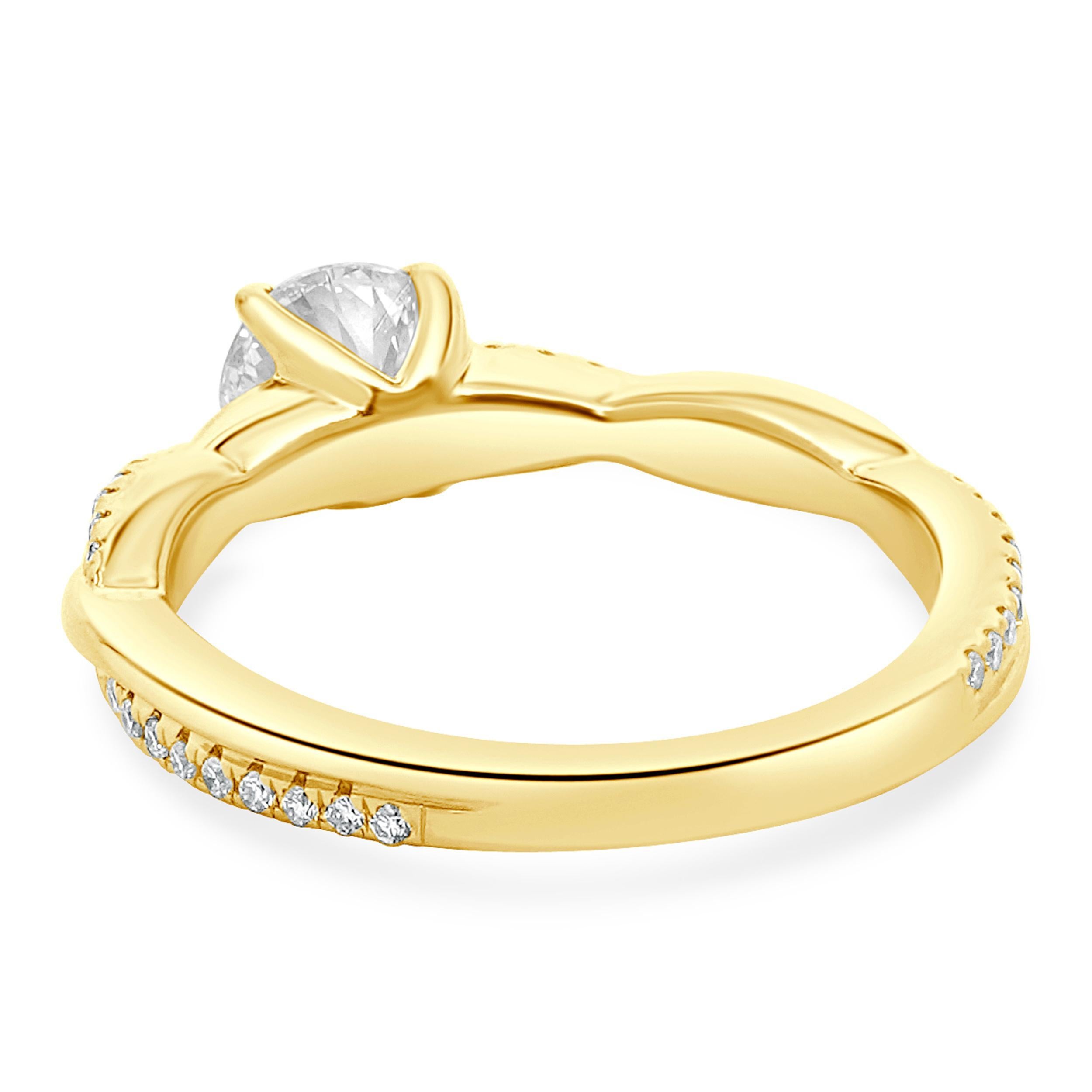 Round Cut 18 Karat Yellow Gold Round Brilliant Cut Diamond Engagement Ring For Sale