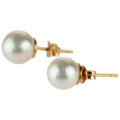 Intini Jewels 18 Karat Yellow Gold Round Freshwater Pearl Deco Handmade Earrings