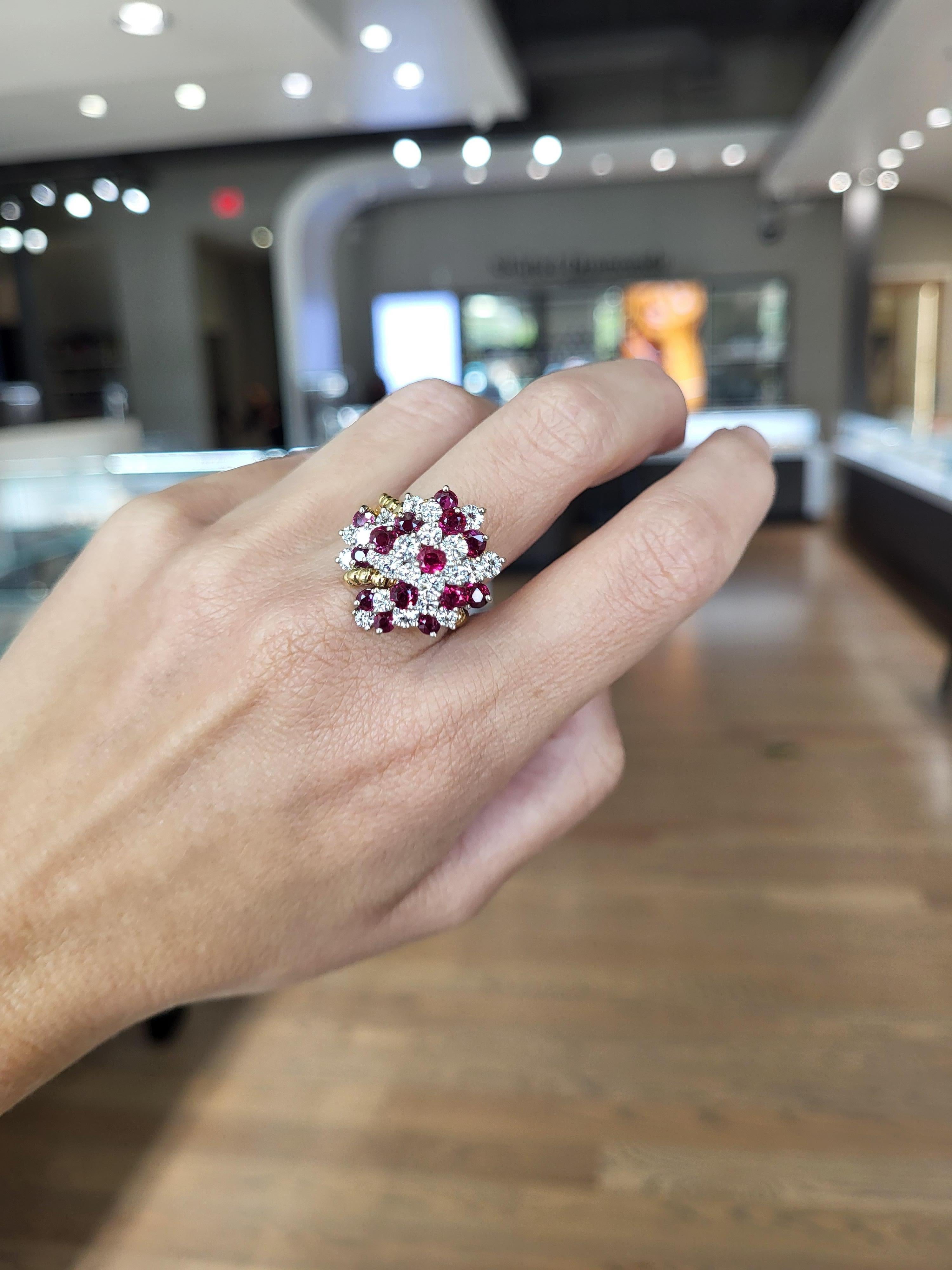 18 Karat Gelbgold Runder Rubin & Diamant Vintage Cocktail-Cluster-Ring 6