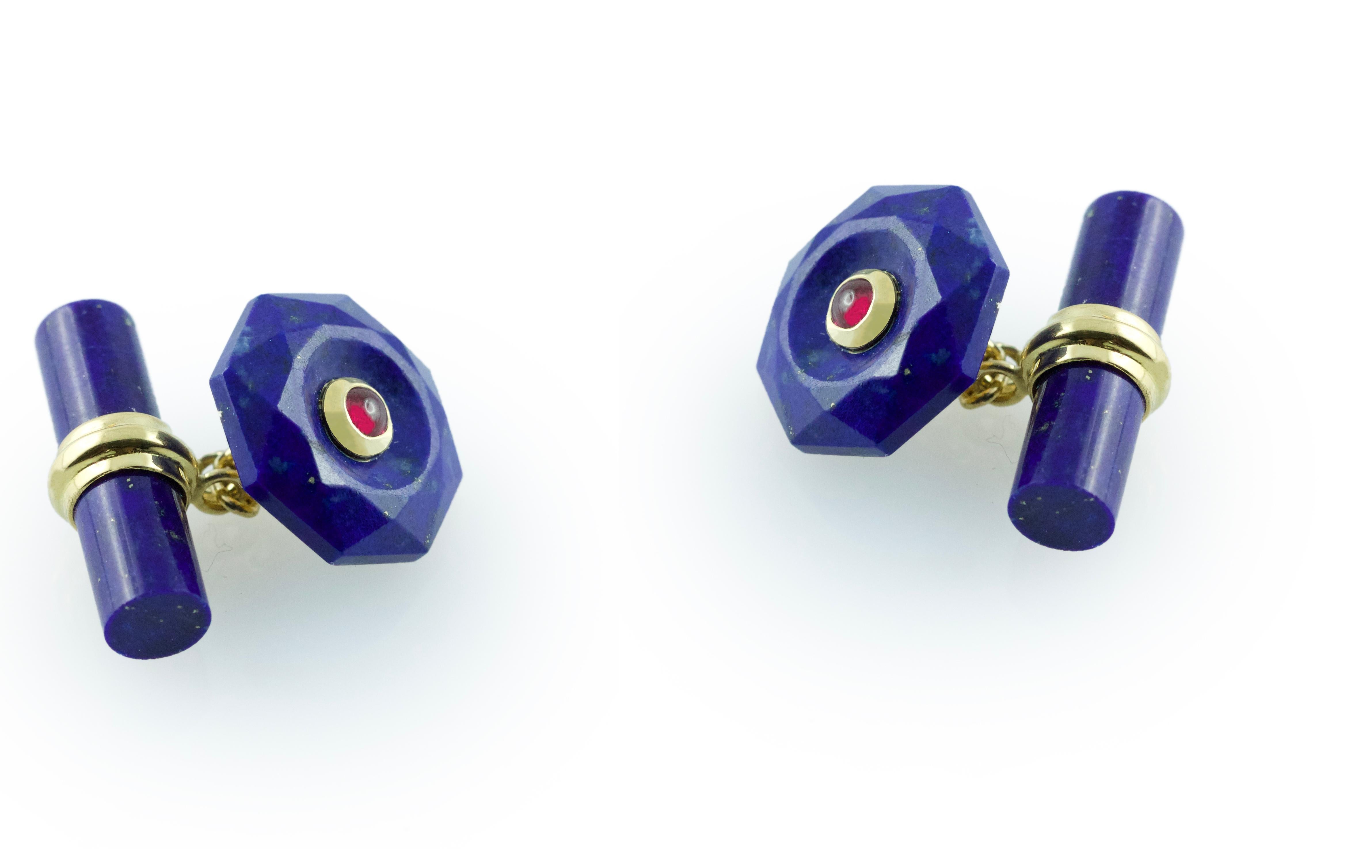18 Karat Yellow Gold Rubies and Lapis Lazuli Cufflinks In New Condition In Milano, IT