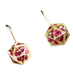 18 Karat Yellow Gold Rubies Drop Earrings Geometric Faceted