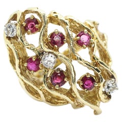 18 Karat Yellow Gold Ruby and Diamond Bark Ring