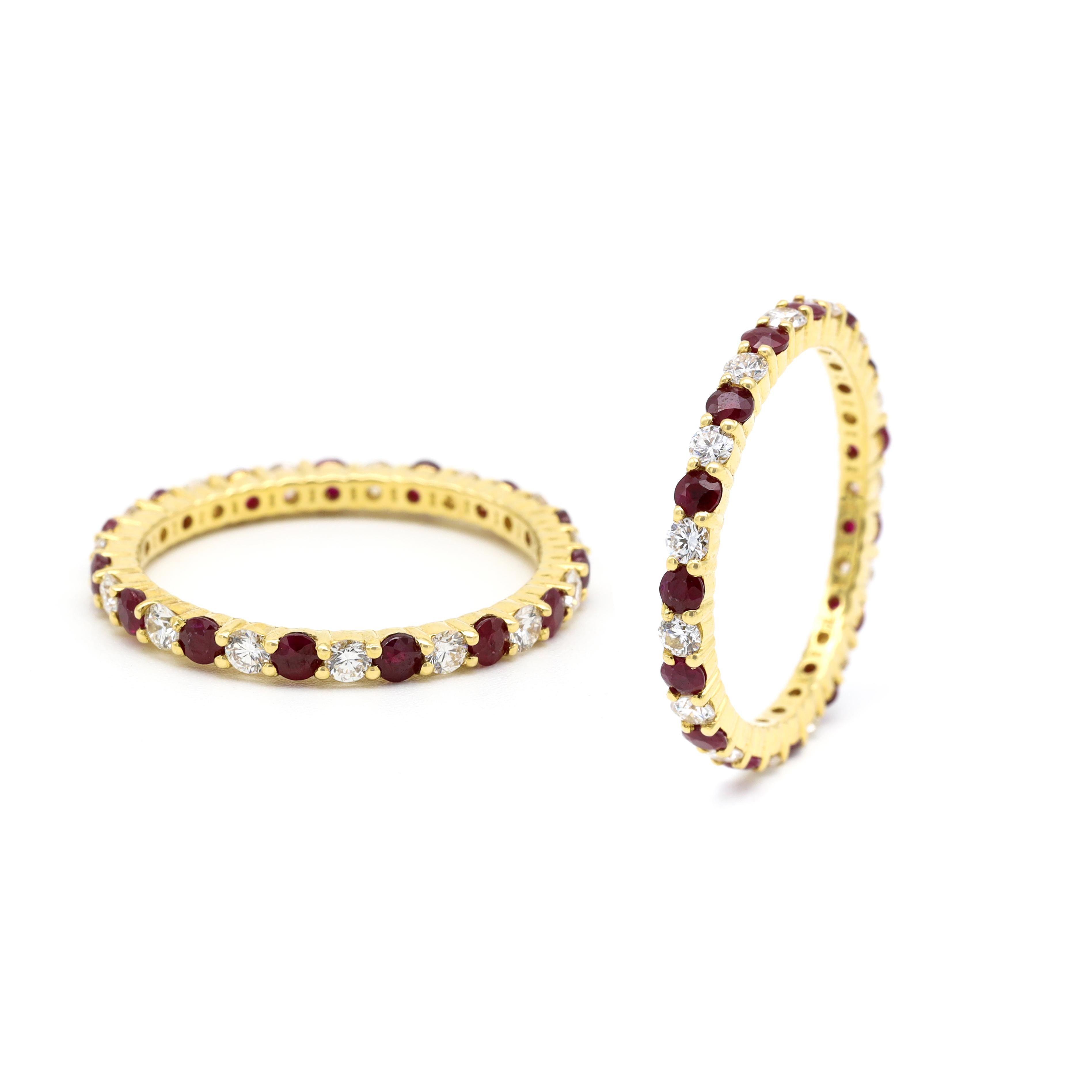18 Karat Yellow Gold Ruby and Diamond Brilliant Cut Eternity Full Band Ring In New Condition For Sale In Jaipur, IN