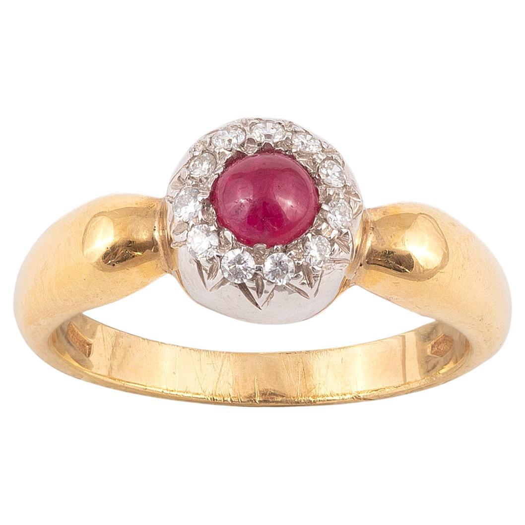 Bague grappe en or jaune 18 carats, rubis et diamants