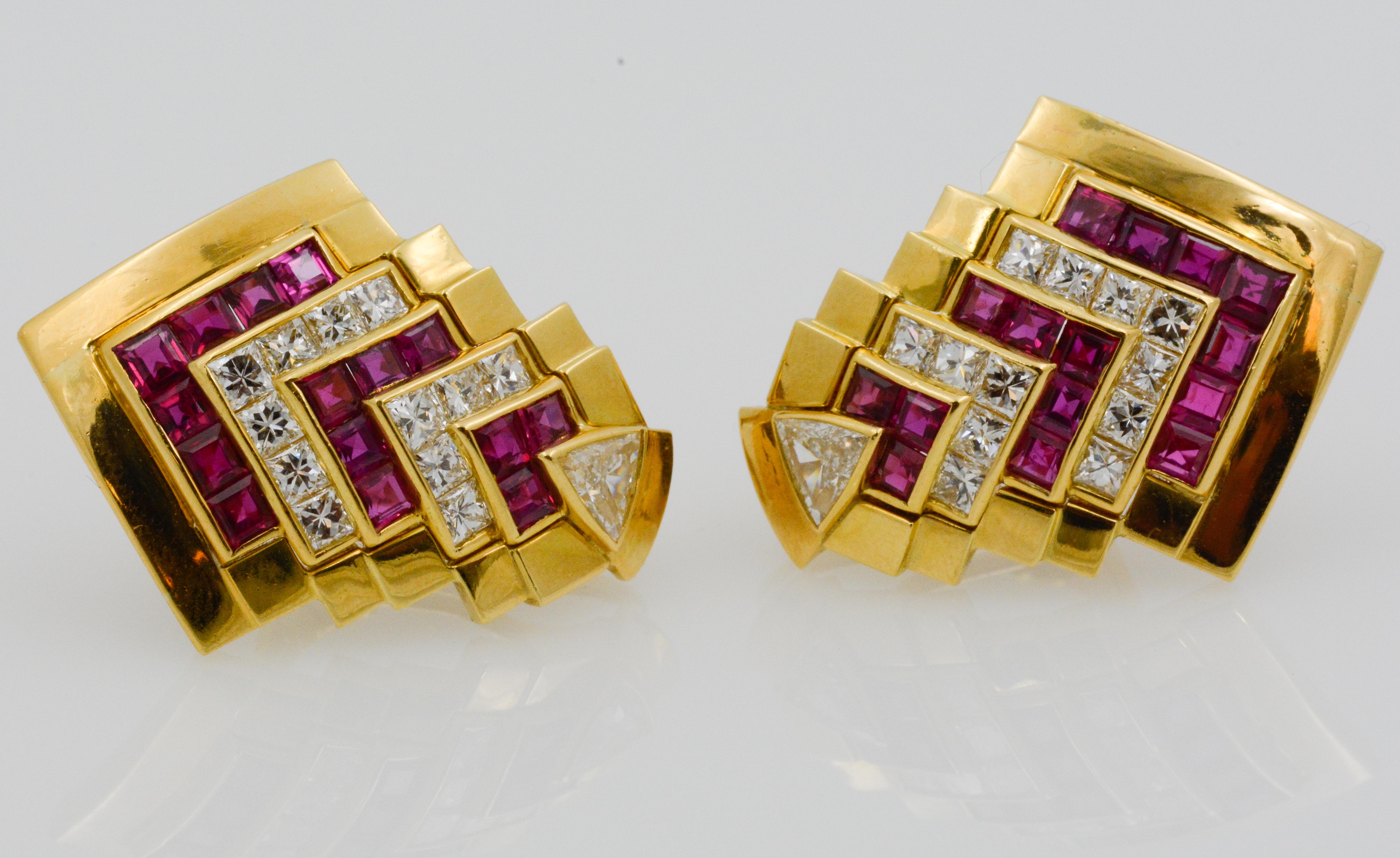 Pendientes de clip de oro amarillo de 18 quilates con rubí Chevron en venta 5