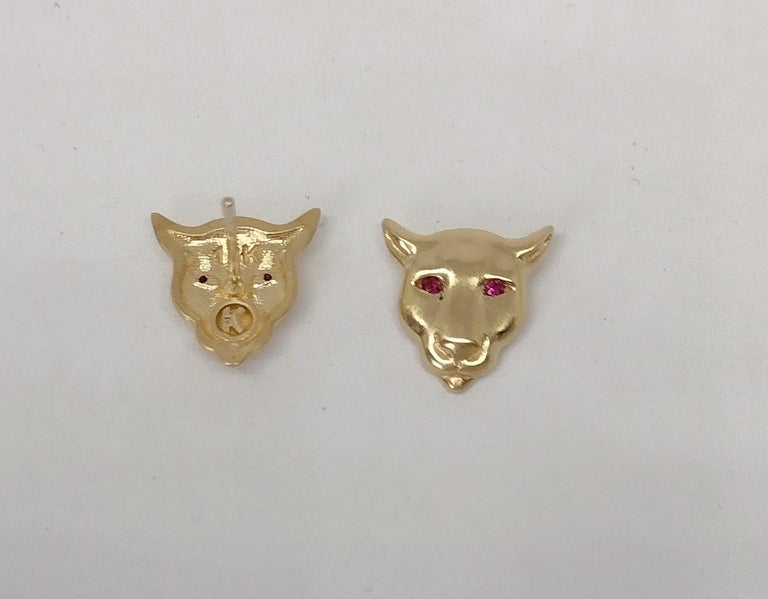 18 Karat Yellow Gold Ruby Eyes Colorado Cougar Stud Earrings For Sale 4