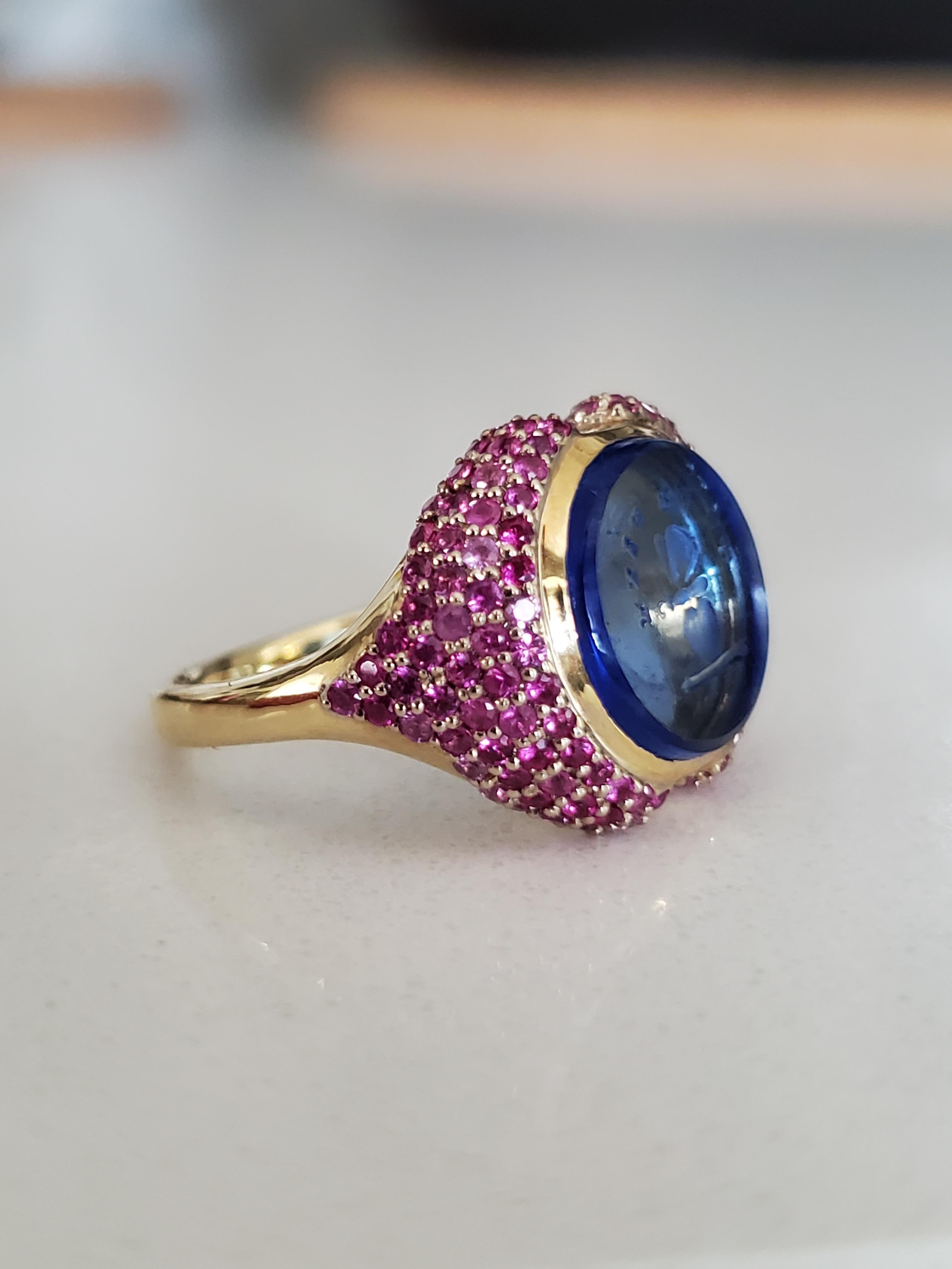 Bague ancienne Love Intaglio & Ruby en vente 4