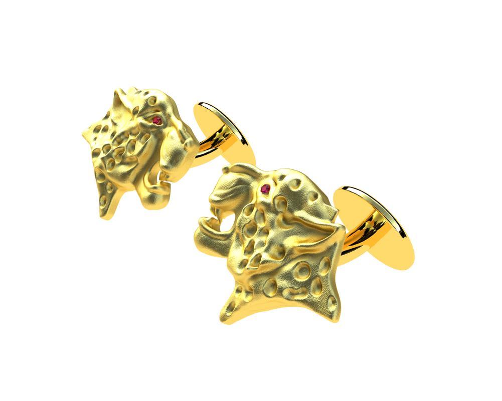 18 Karat Yellow Gold Ruby Leopard Cufflinks In New Condition For Sale In New York, NY