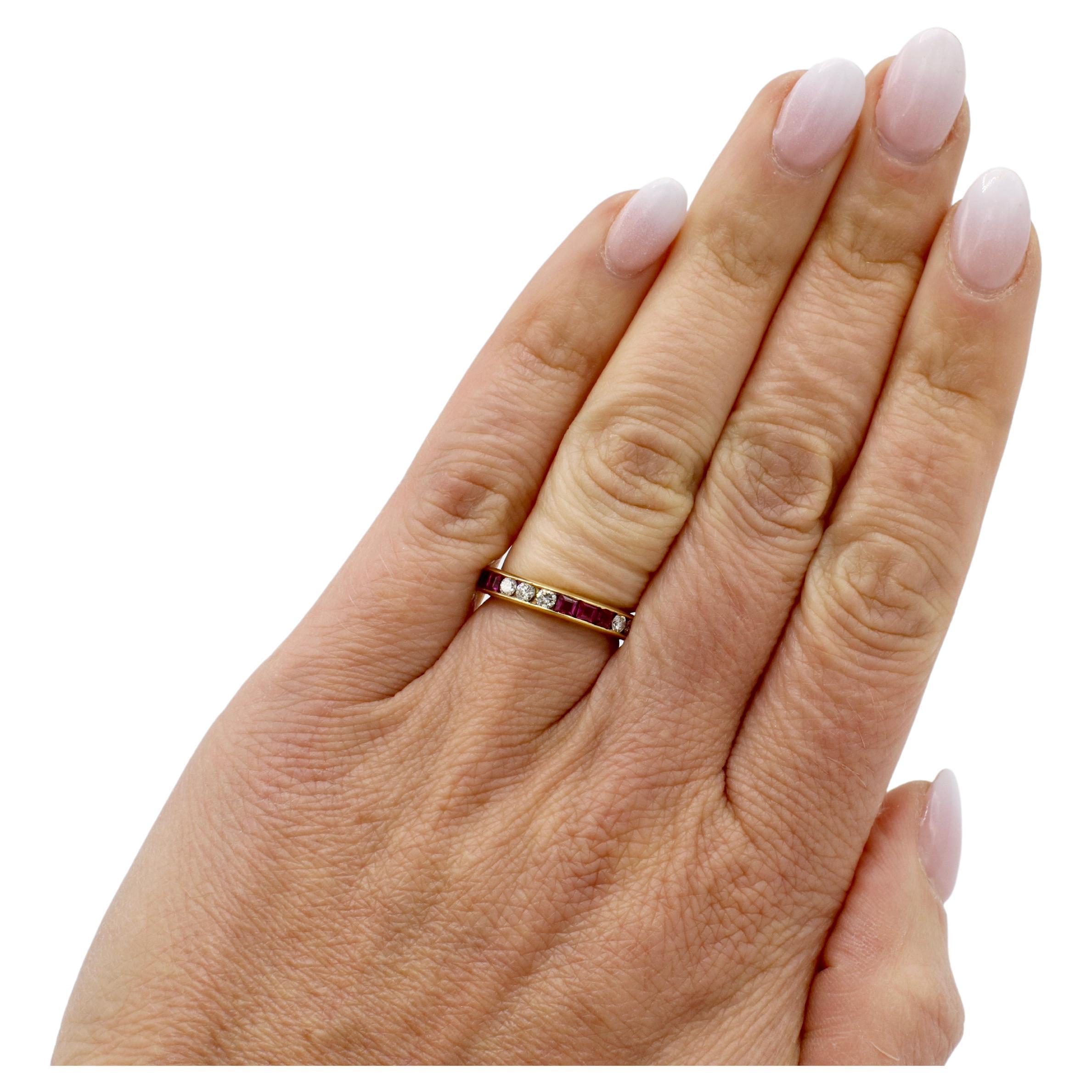 Round Cut 18 Karat Yellow Gold Ruby & Natural Diamond Wedding Band Ring For Sale