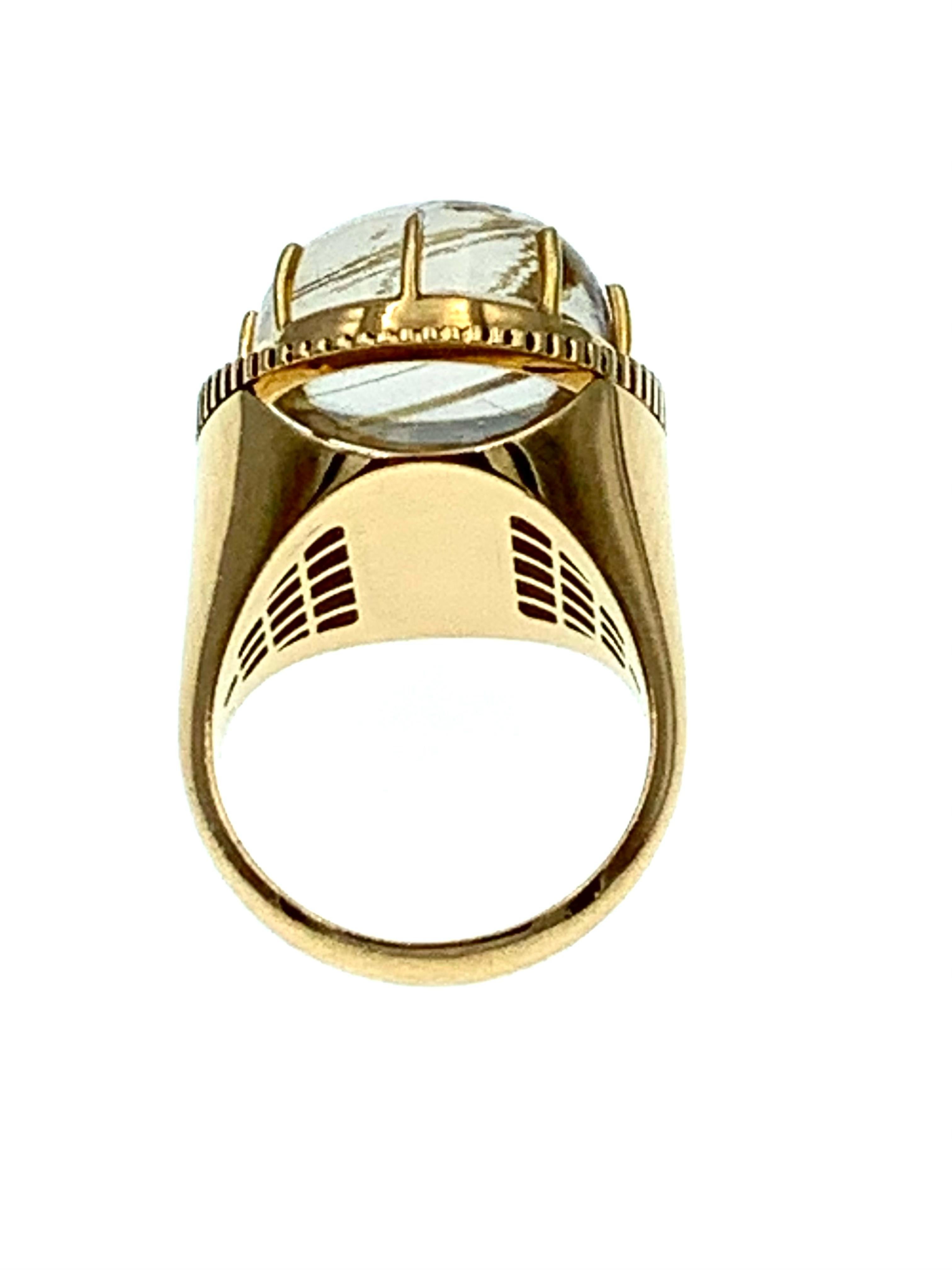 18 Karat Yellow Gold Rutile Cabochon Boullée Cocktail Ring In New Condition For Sale In London, GB