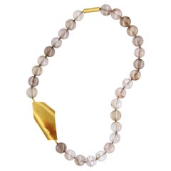 Contemporary 18 Karat Yellow Gold Rutile Quartz Necklace