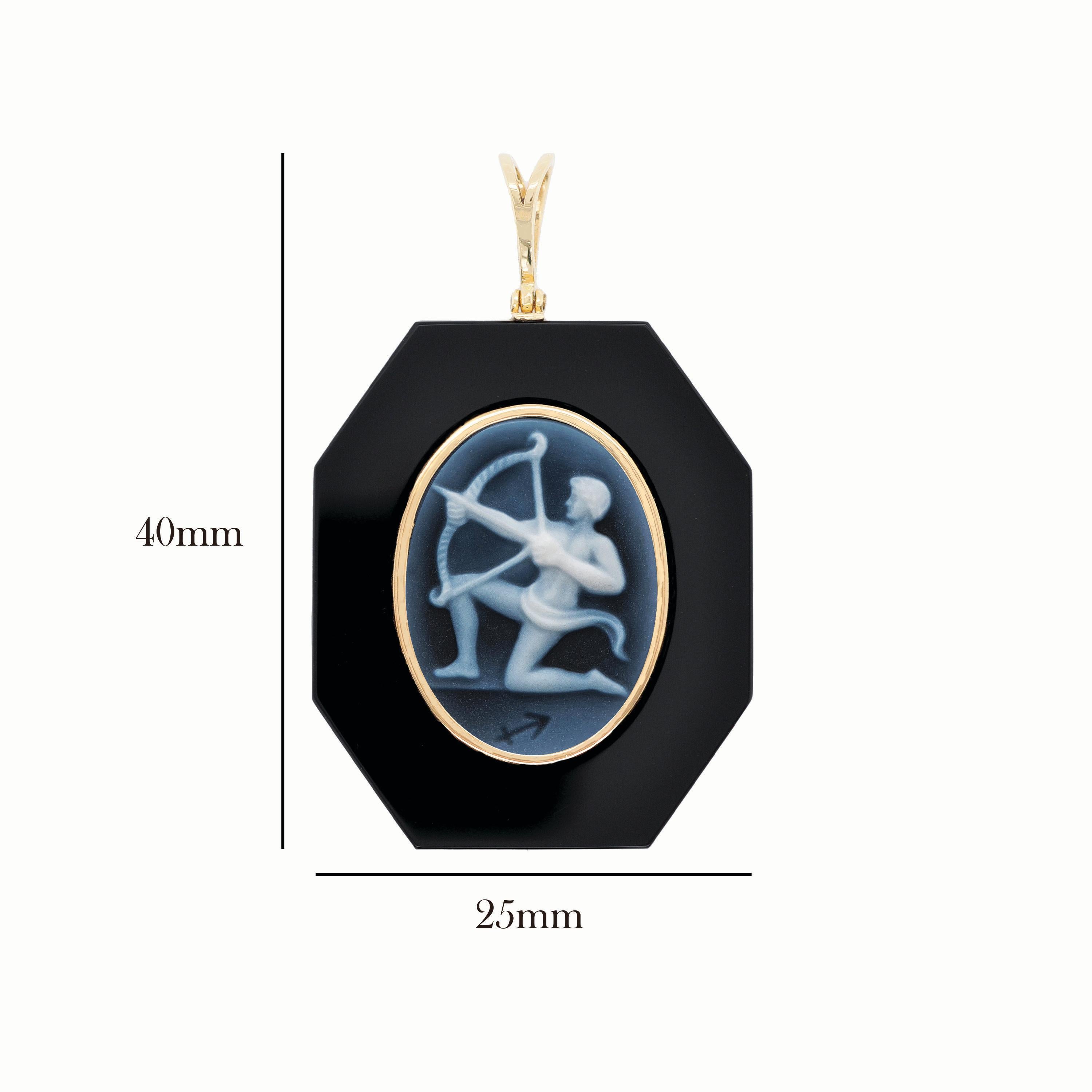 18 Karat Yellow Gold Sagittarius Zodiac Agate Cameo Black Onyx Pendant Necklace For Sale 2