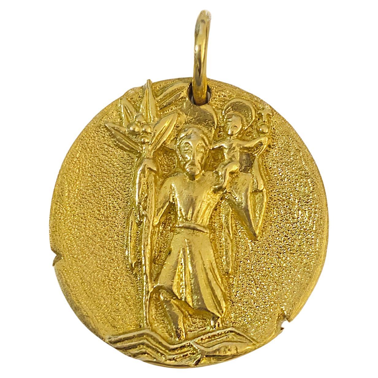 18 Karat Yellow Gold Saint Christopher Medallion Pendant For Sale