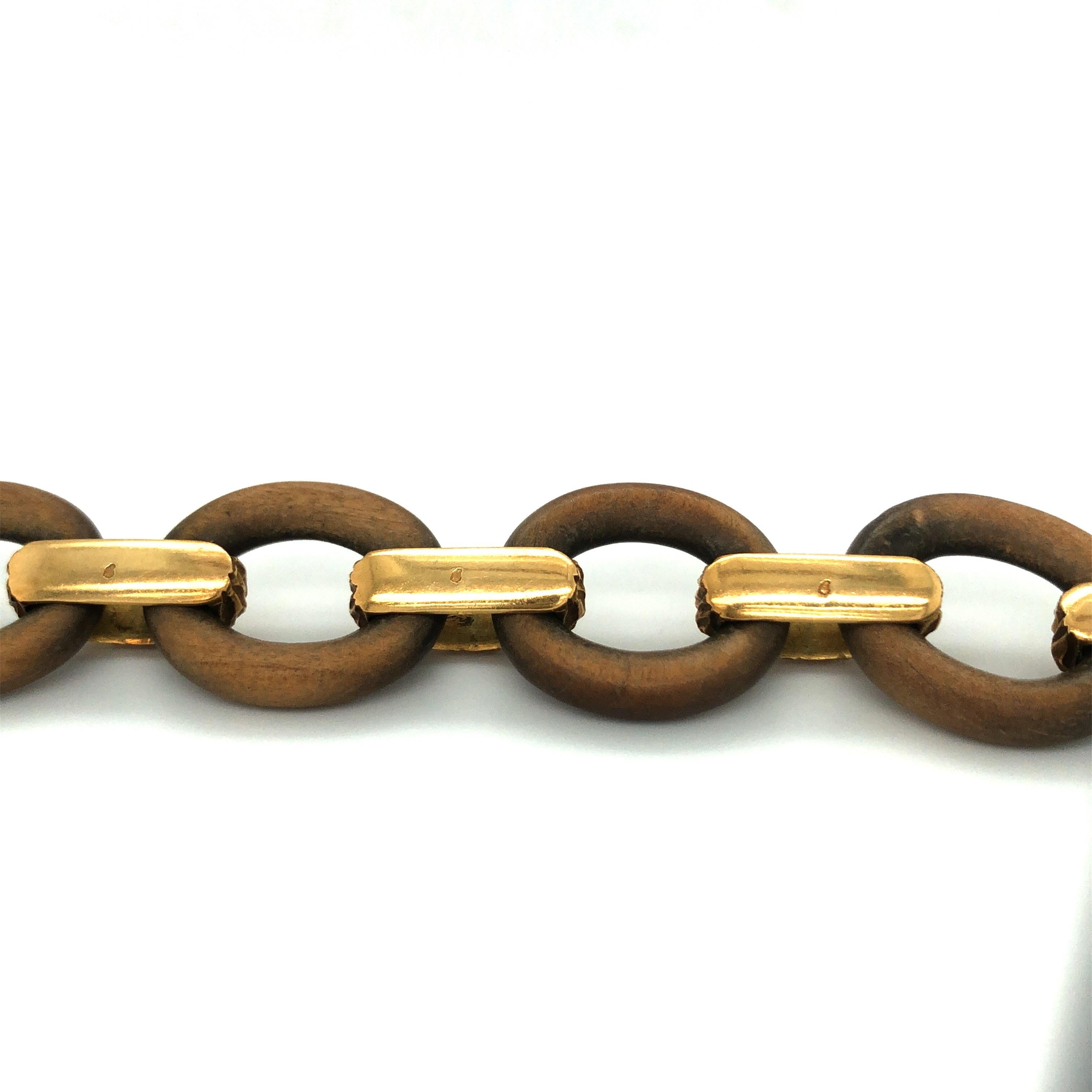 sandalwood gold chain