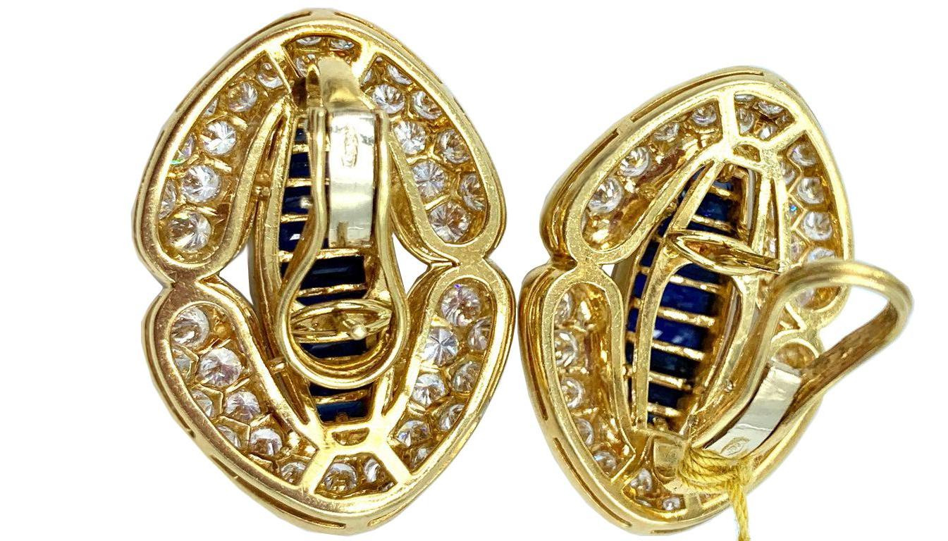 18 Karat Yellow Gold Sapphire and Diamond Earrings In Excellent Condition For Sale In West Palm Beach, FL