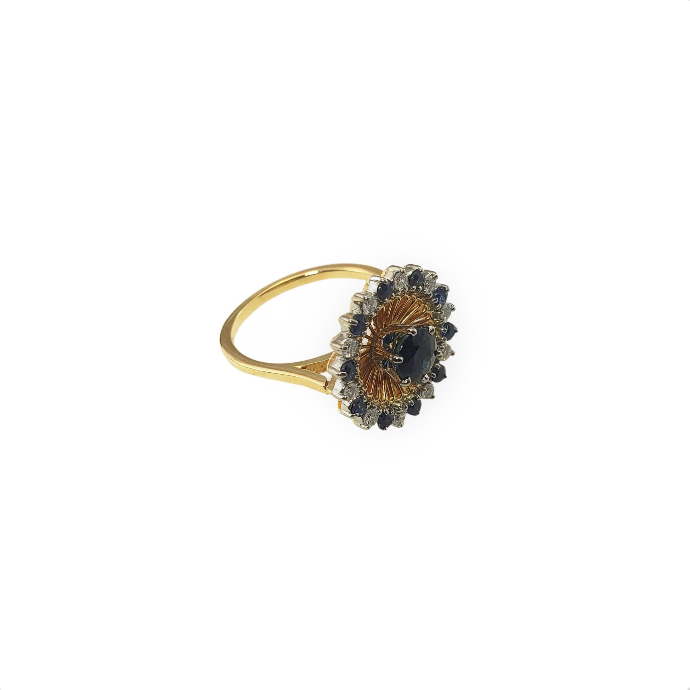Women's 18 Karat Yellow Gold Natural Sapphire and Diamond Ring For Sale