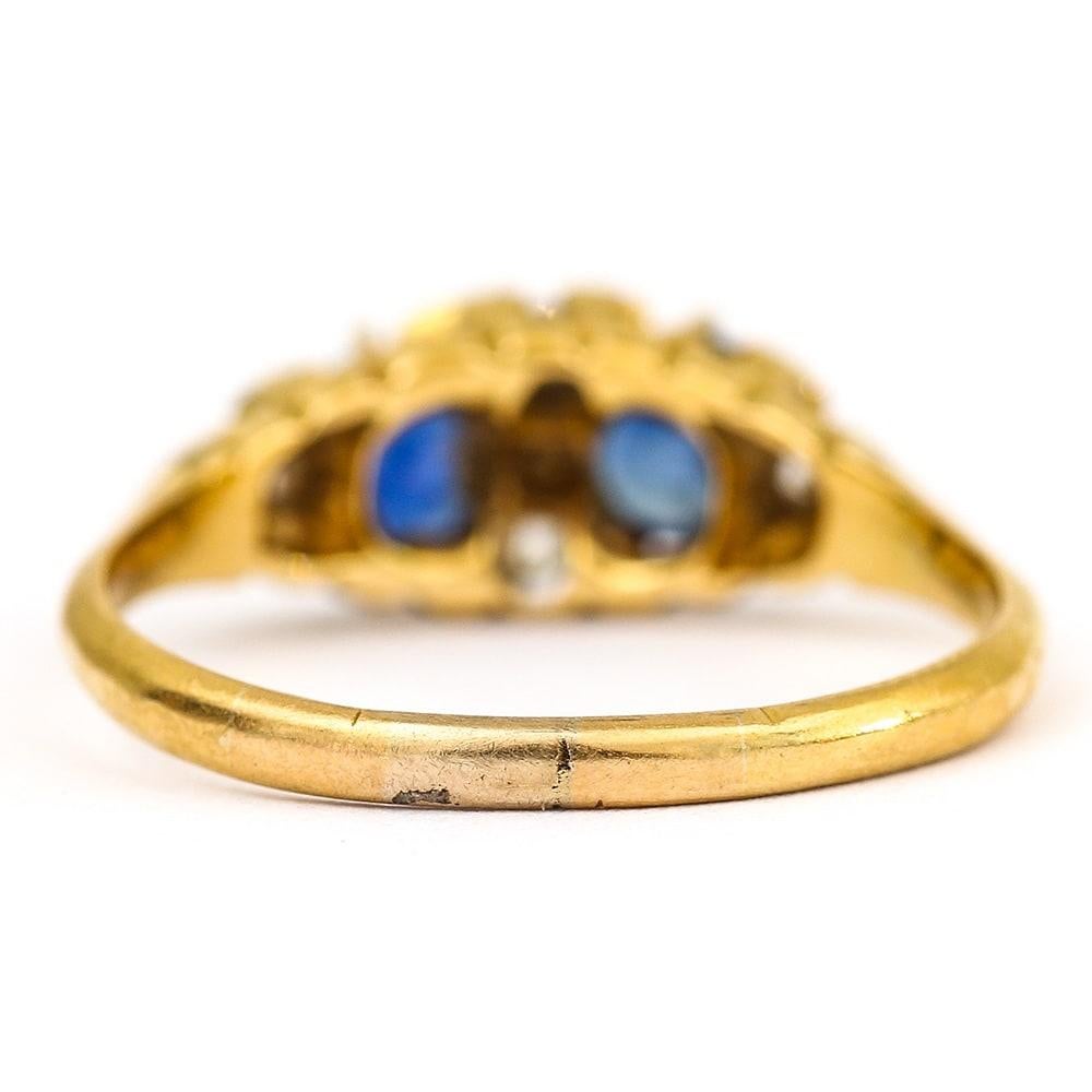 Victorian Sapphire and Diamond 18 Karat Yellow Gold Dress Ring, circa 1900 3