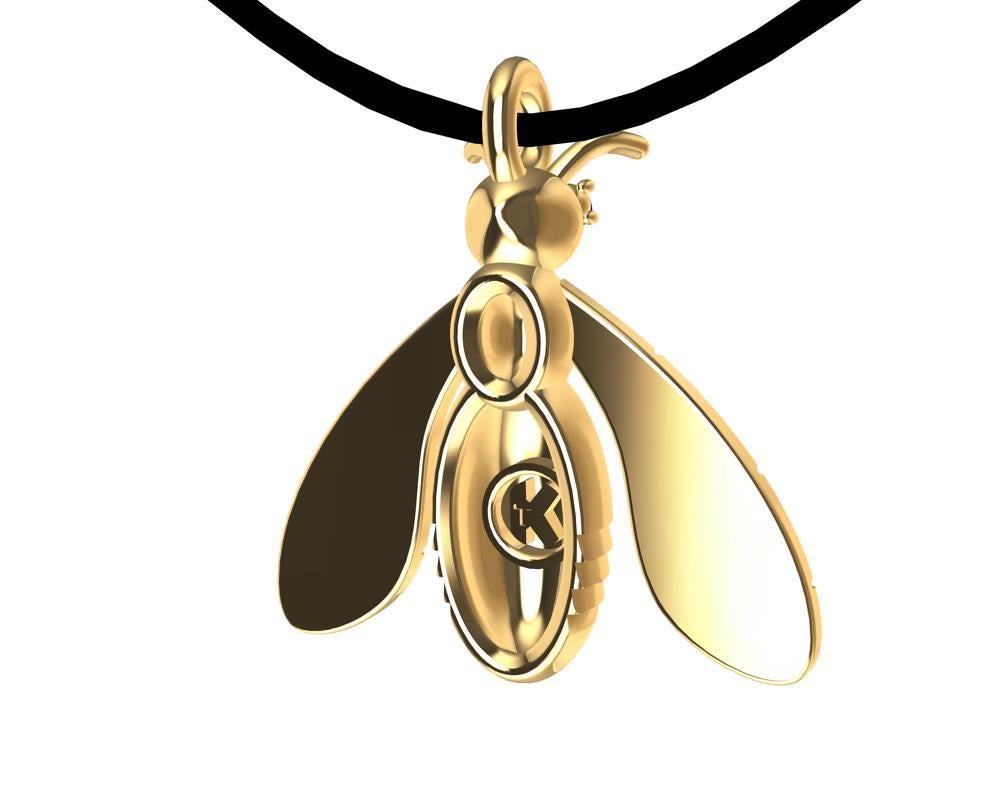 Women's 18 Karat Yellow Gold Sapphire Bee Pendant Necklace For Sale