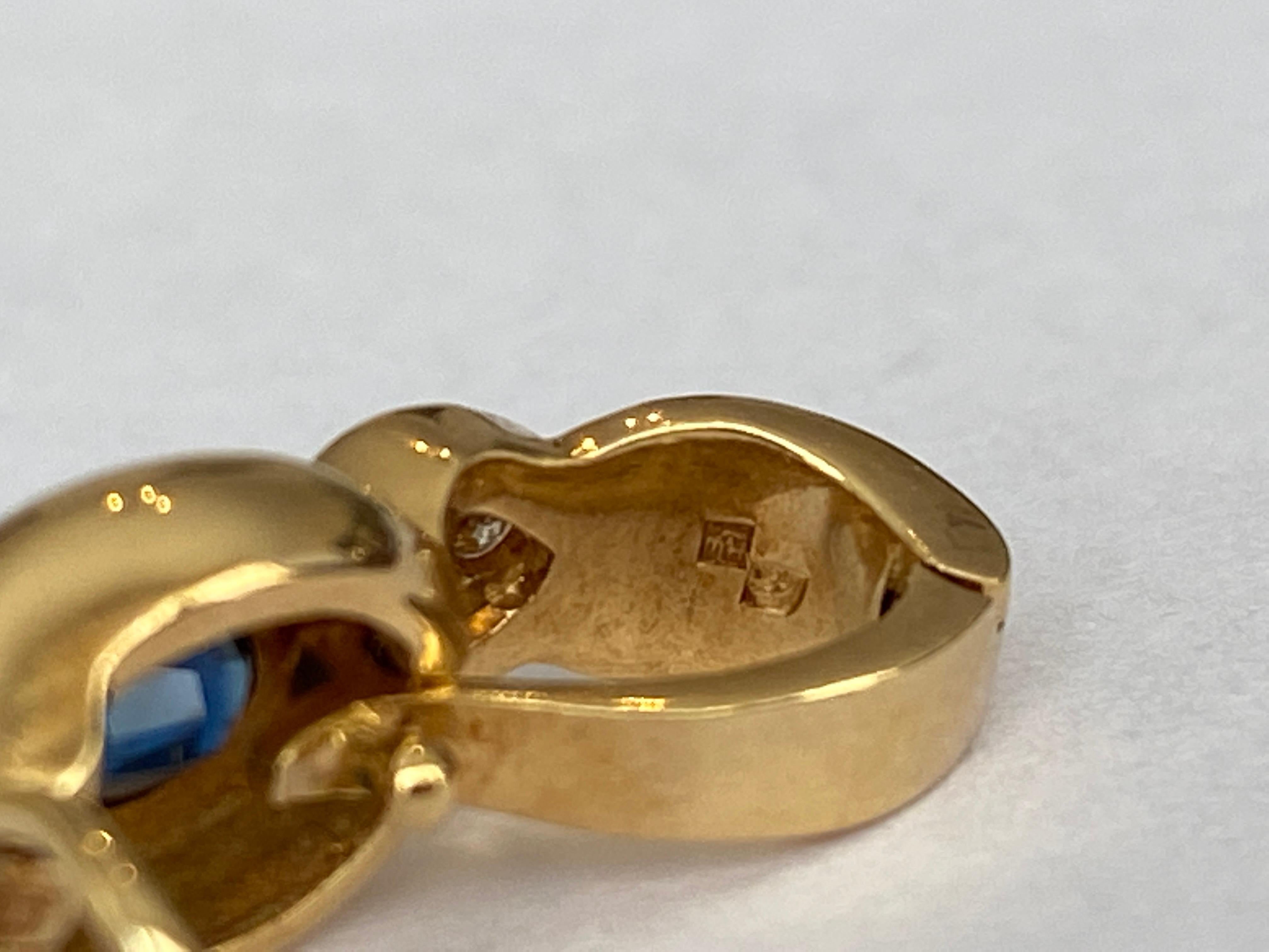 18 karat yellow gold  sapphire clip pendant with diamonds 2