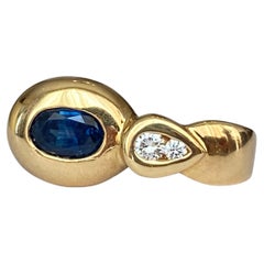 18 karat yellow gold  sapphire clip pendant with diamonds