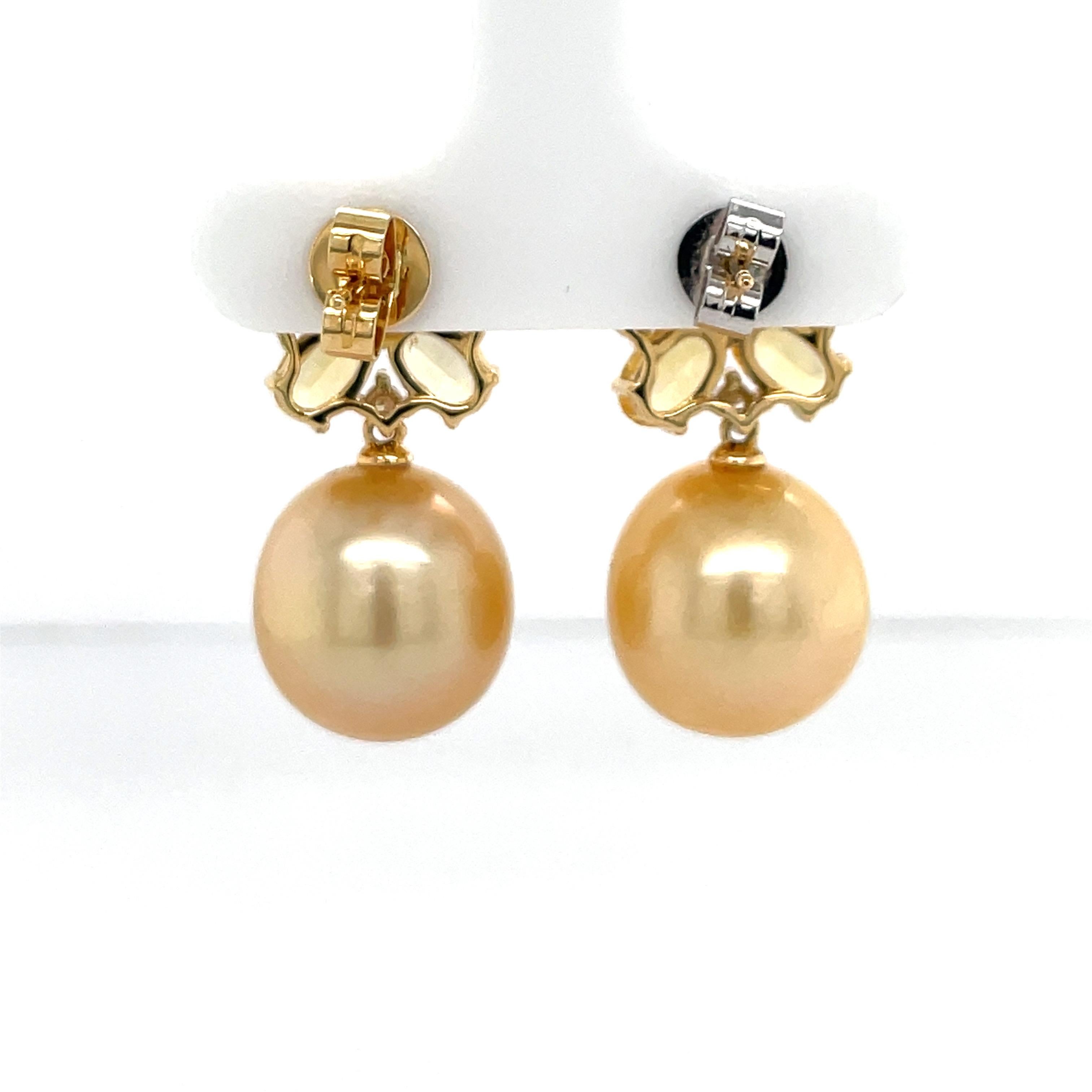 18 Karat Yellow Gold Sapphire Diamond Golden South Sea Pearl Earrings 5.02 Cttw For Sale 1