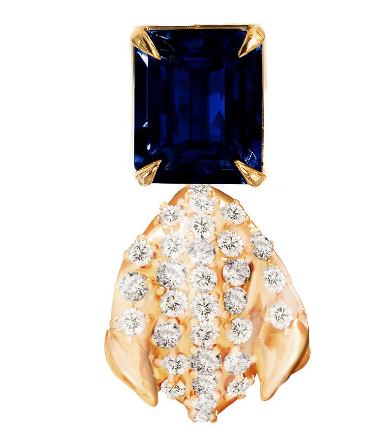 This contemporary Peony Petal floral pendant necklace is in 18 karat yellow gold with 31 round natural diamonds, VS, F-G, and natural octagon cut dark blue sapphire. The sculptural design adds the extra highlights to the surface of the gold. The