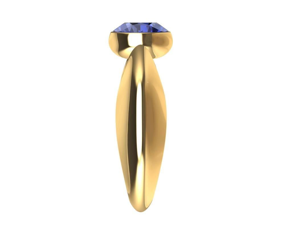 For Sale:  18 Karat Yellow Gold 1.4 Carat Blue Sapphire Sculpture Ring 4