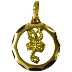 18 Karat Yellow Gold Scorpio Zodiac Charm Pendant
