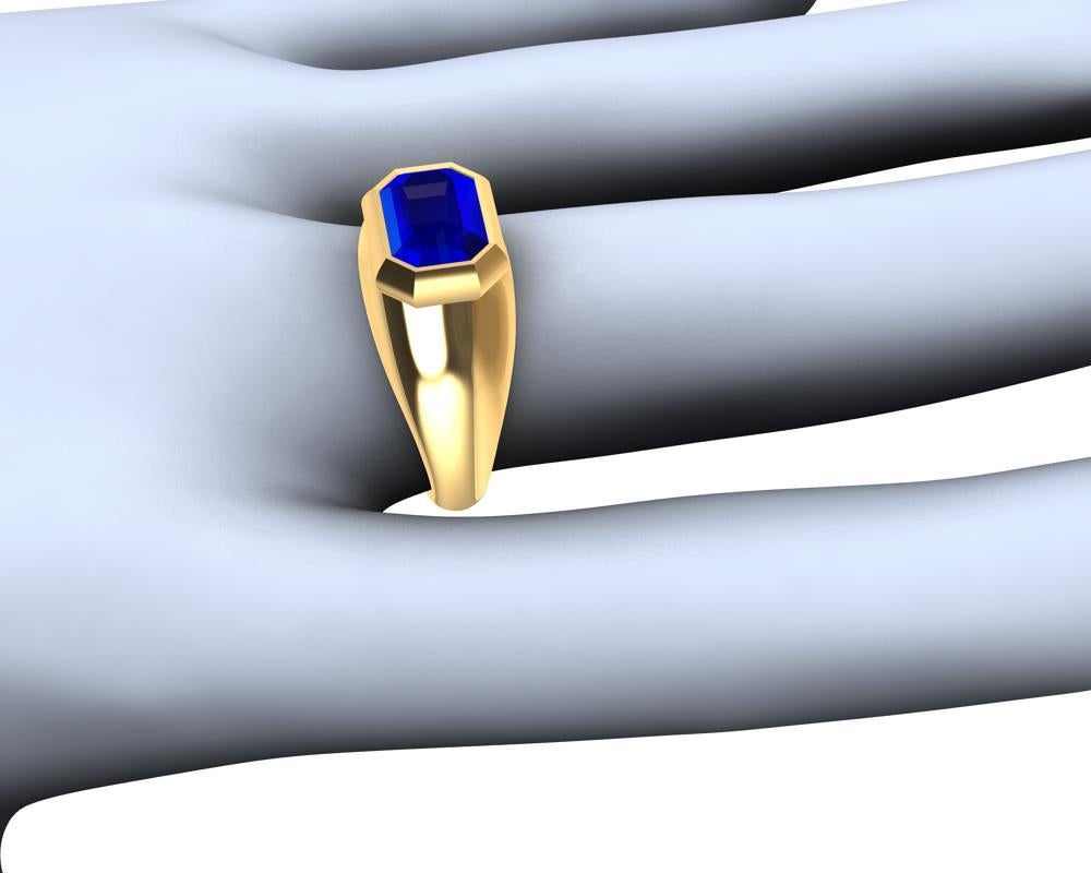 For Sale:  18 Karat Yellow Gold Sculpture Ring with 2.54 Carat Emerald Cut Blue Sapphire 7