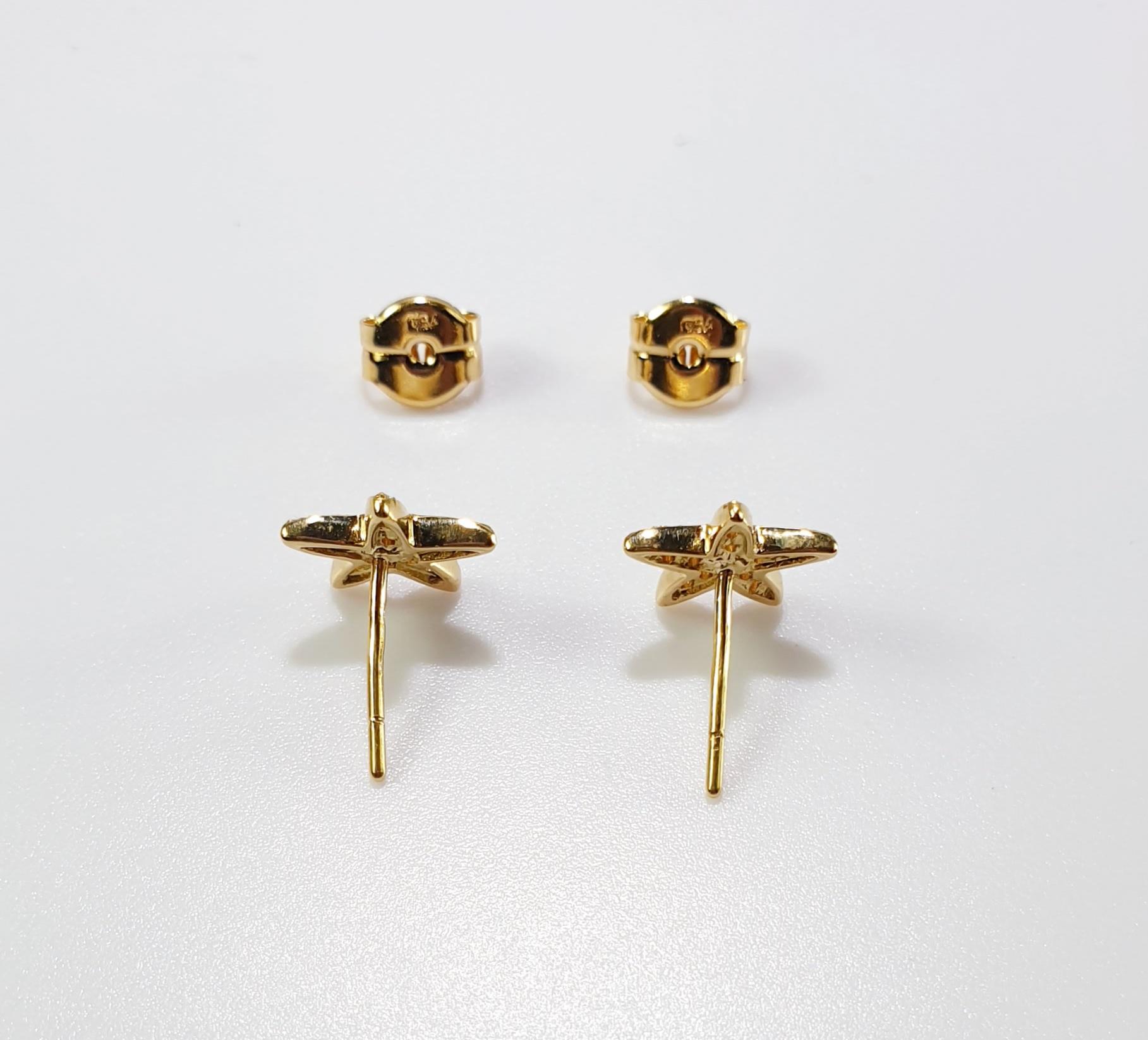 Boucles d'oreilles étoile de mer en or jaune 18 carats avec diamants blancs Neuf - En vente à Bilbao, ES