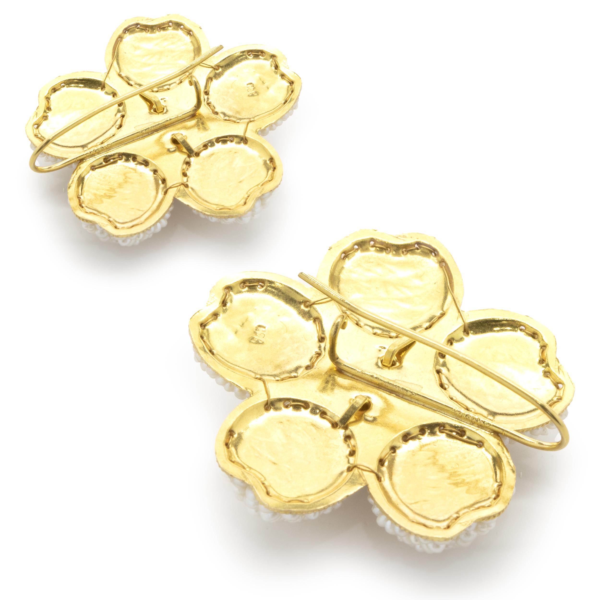 18 Karat Yellow Gold Seed Pearl Flower Earrings In Excellent Condition For Sale In Scottsdale, AZ